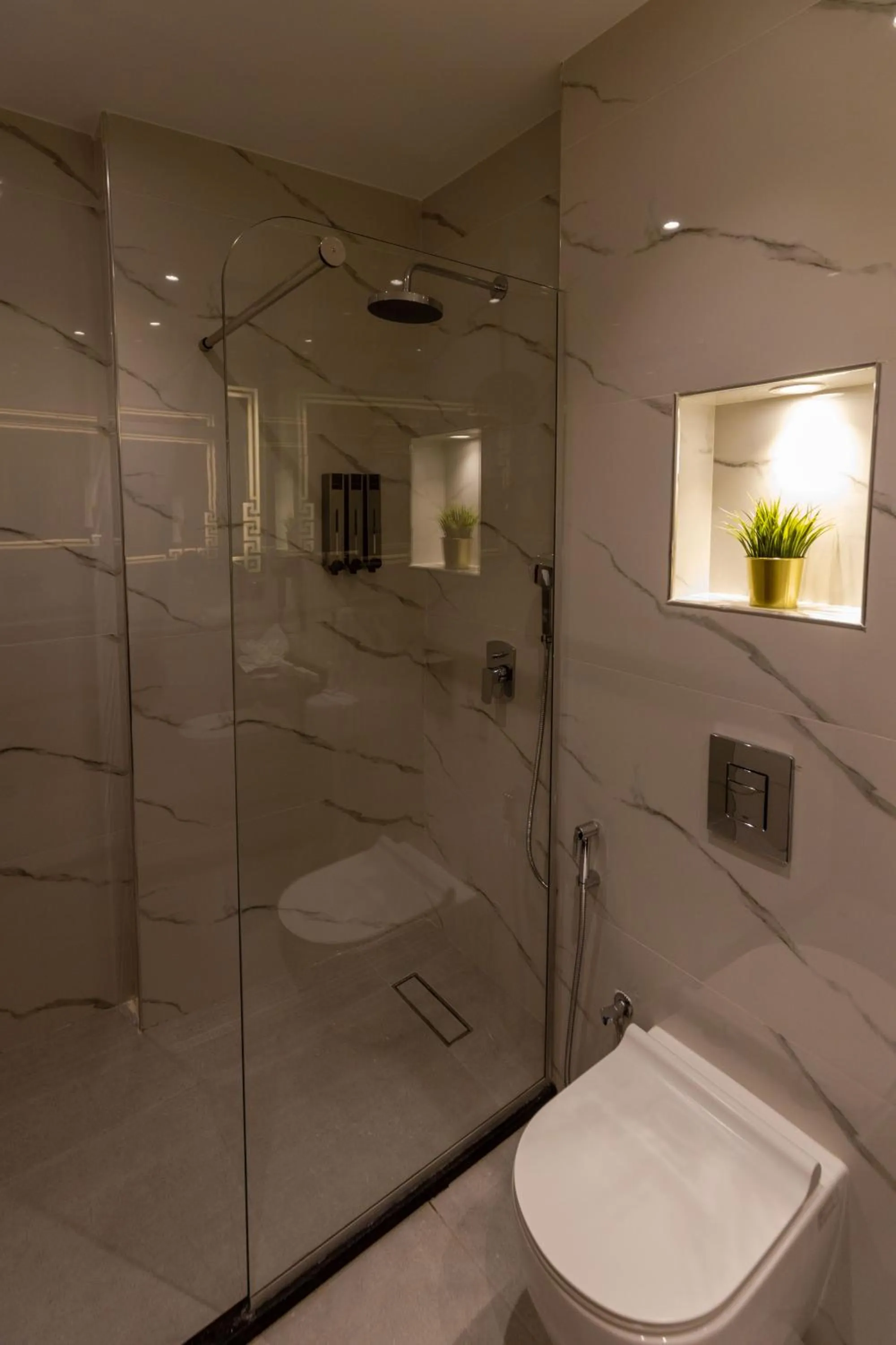 Shower in Petra Legacy Luxury