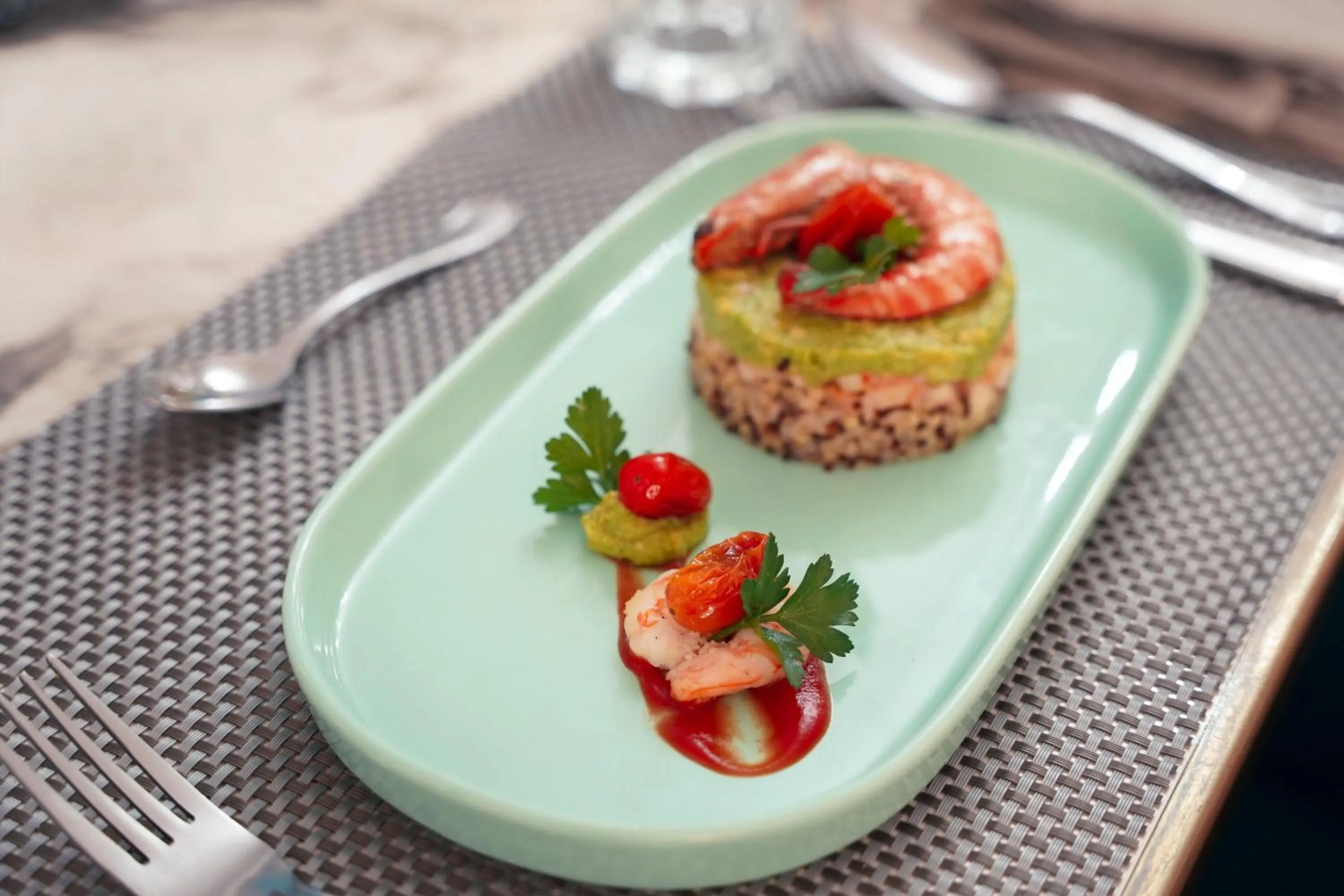 Restaurant/places to eat in AB Business Hôtel