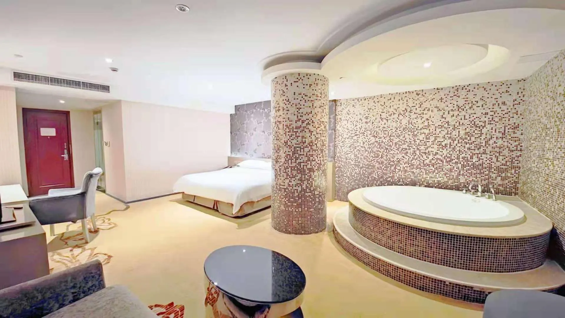 Bed in Vienna International Hotel Shanghai Hongkou Guangyue Road