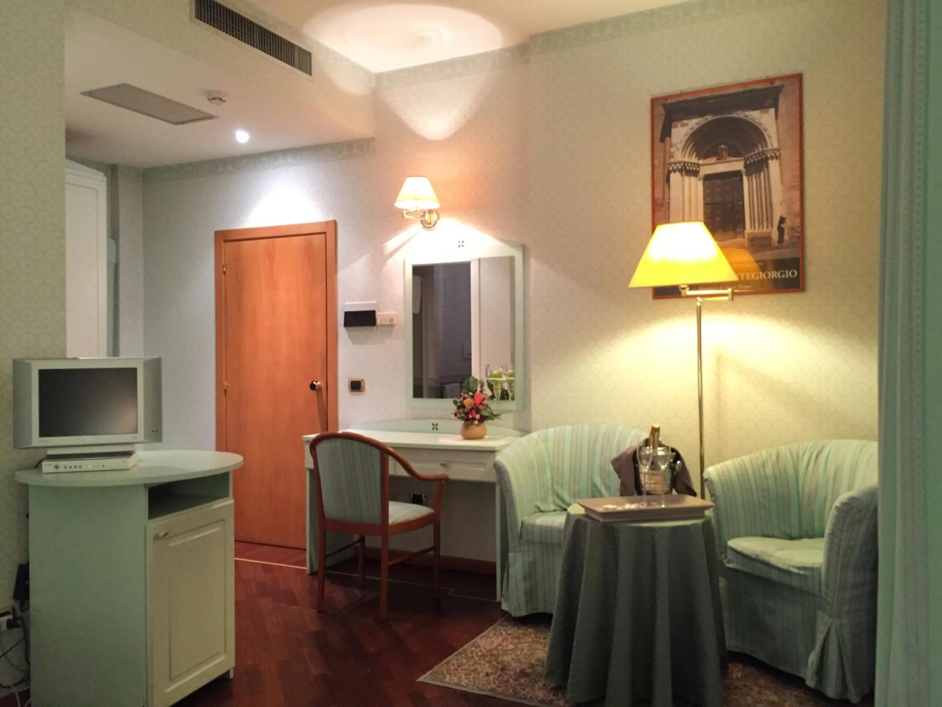 Seating area in Oscar e Amorina