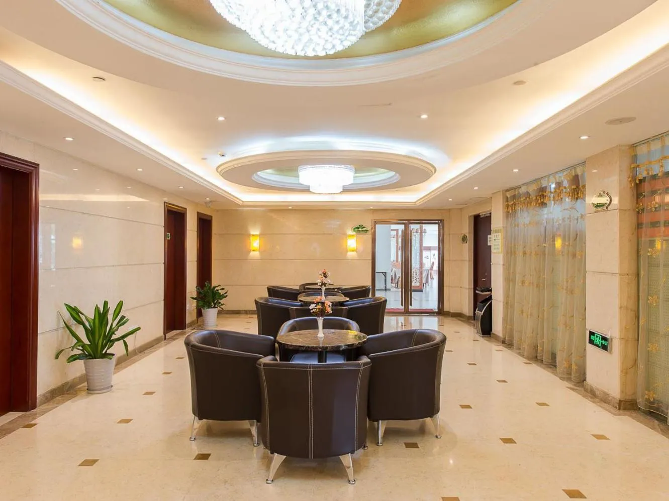 Vienna Hotel Shanghai Hongqiao Airport Center