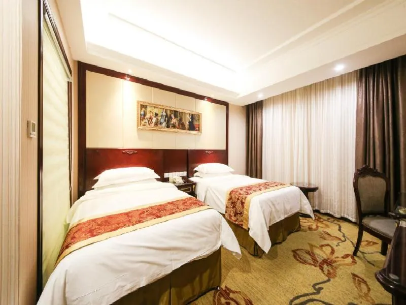 Bed in Vienna Hotel Shanghai Hongqiao Convention & Exhibition Center