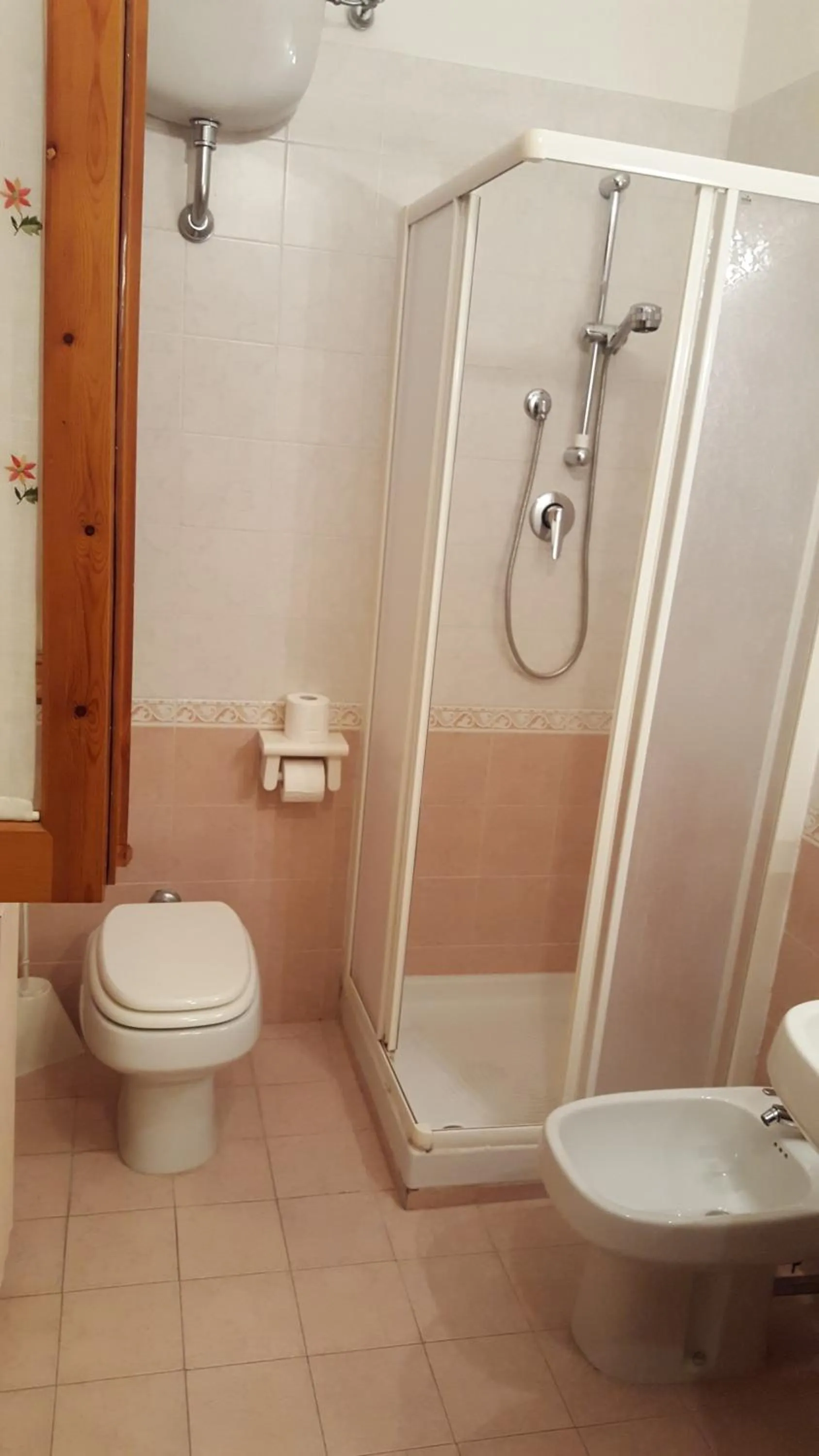 Shower in Villa Erry