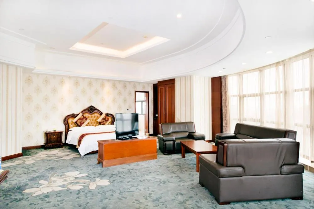 Bed in Vienna International Hotel Shanghai Hongqiao Hub International Exhibition Center