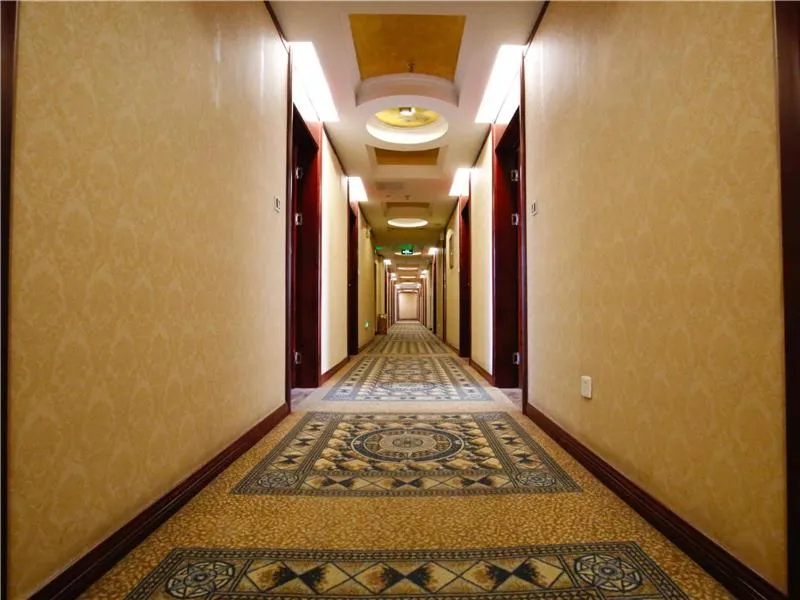 Vienna Hotel Suzhou Luokou Furniture Store