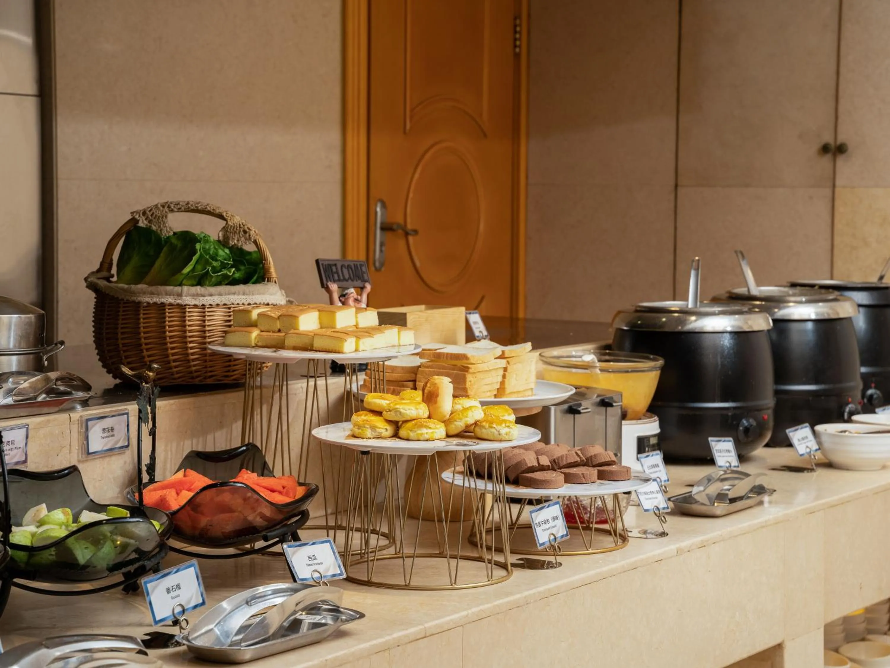 Breakfast in Vienna International Hotel Wuhan Jiefang Avenue
