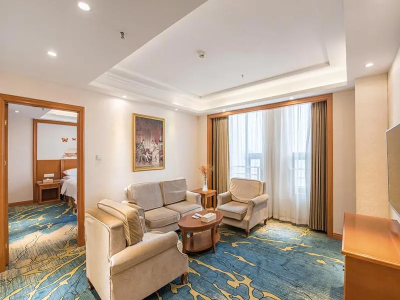 Vienna Hotel Zhengzhou Airport