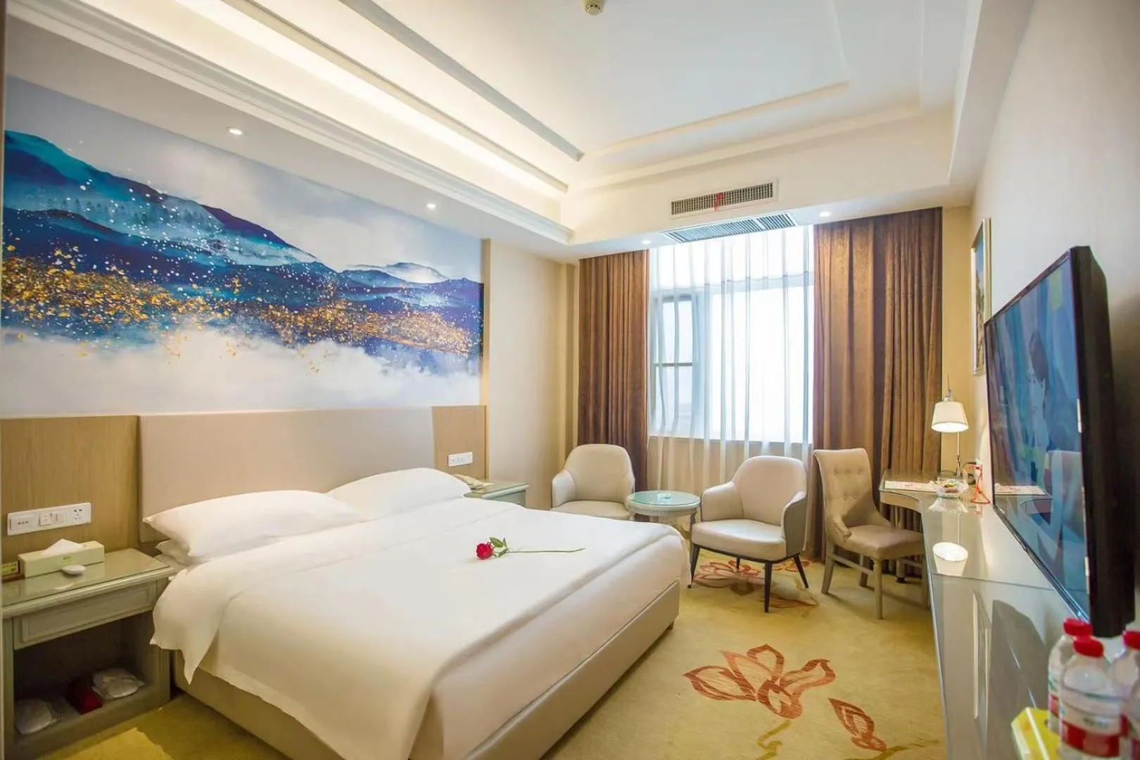 Bed in Vienna Hotel Nanyang People Road
