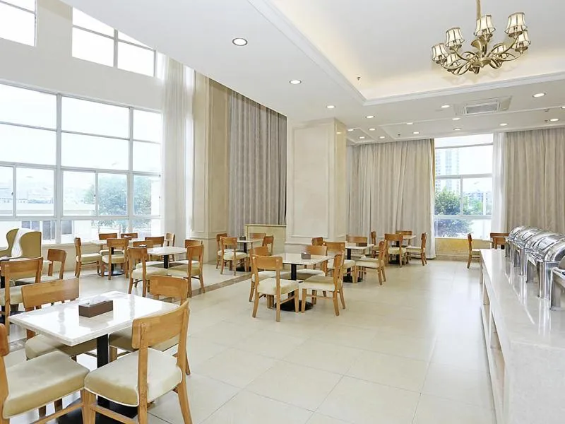 Vienna Hotel Shantou Longhu South Taishan Road