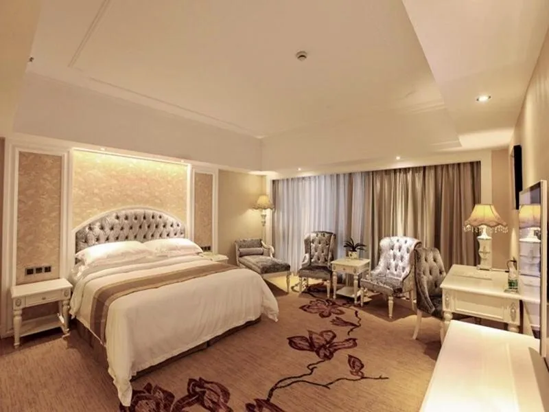 Bed in Vienna International Hotel Jieyang People's Avenue