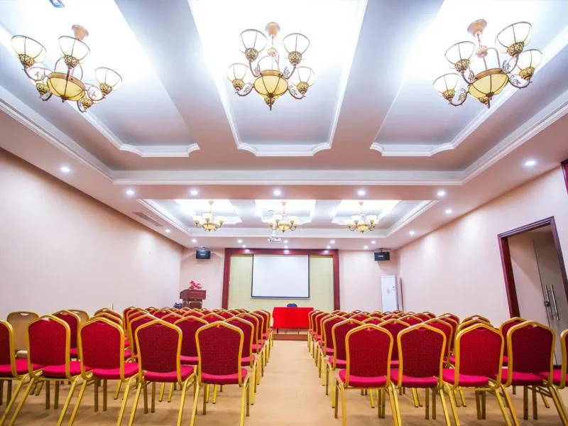 Vienna International Hotel Huizhou South Railway Station