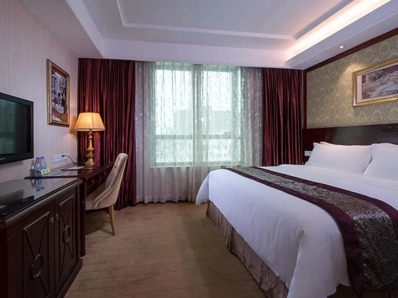 Bed in Vienna Hotel Shanwei Haifeng