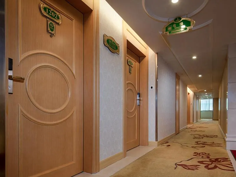 Vienna International Hotel Shenzhen Jingtian