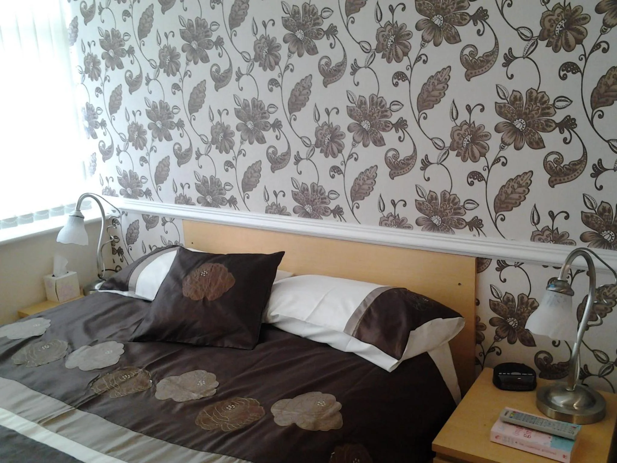 Decorative detail in Surrey House Hotel