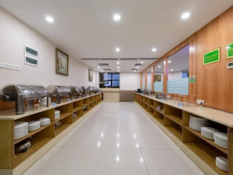Vienna Hotel Shenzhen Songgang Shajiang Road