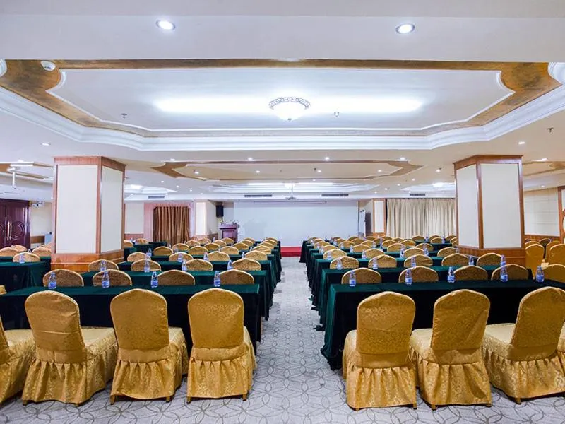 Vienna International Hotel Shenzhen Songgang Wanzhao Square