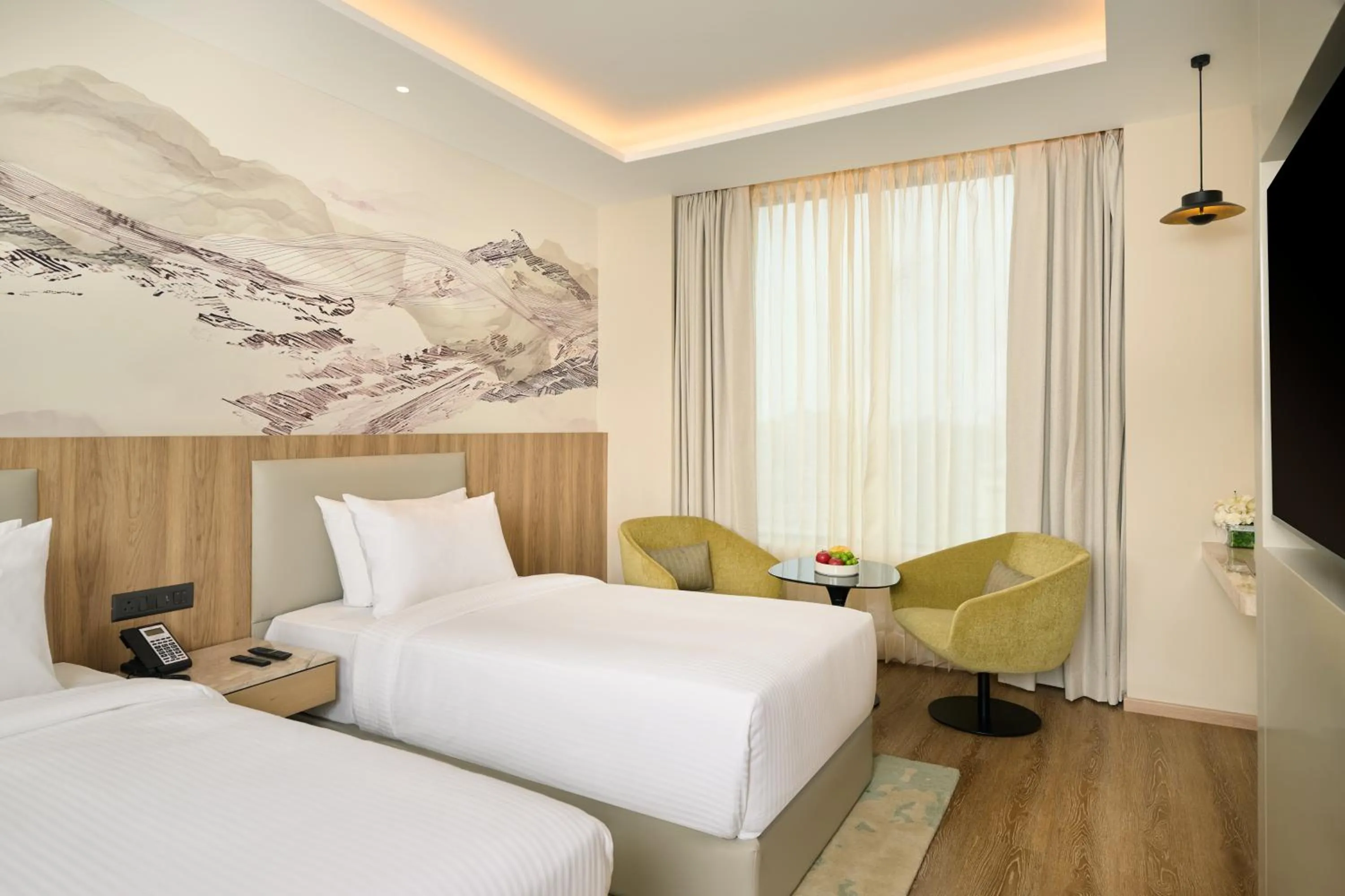Bedroom, Bed in Riviera Sarovar Portico Pathankot