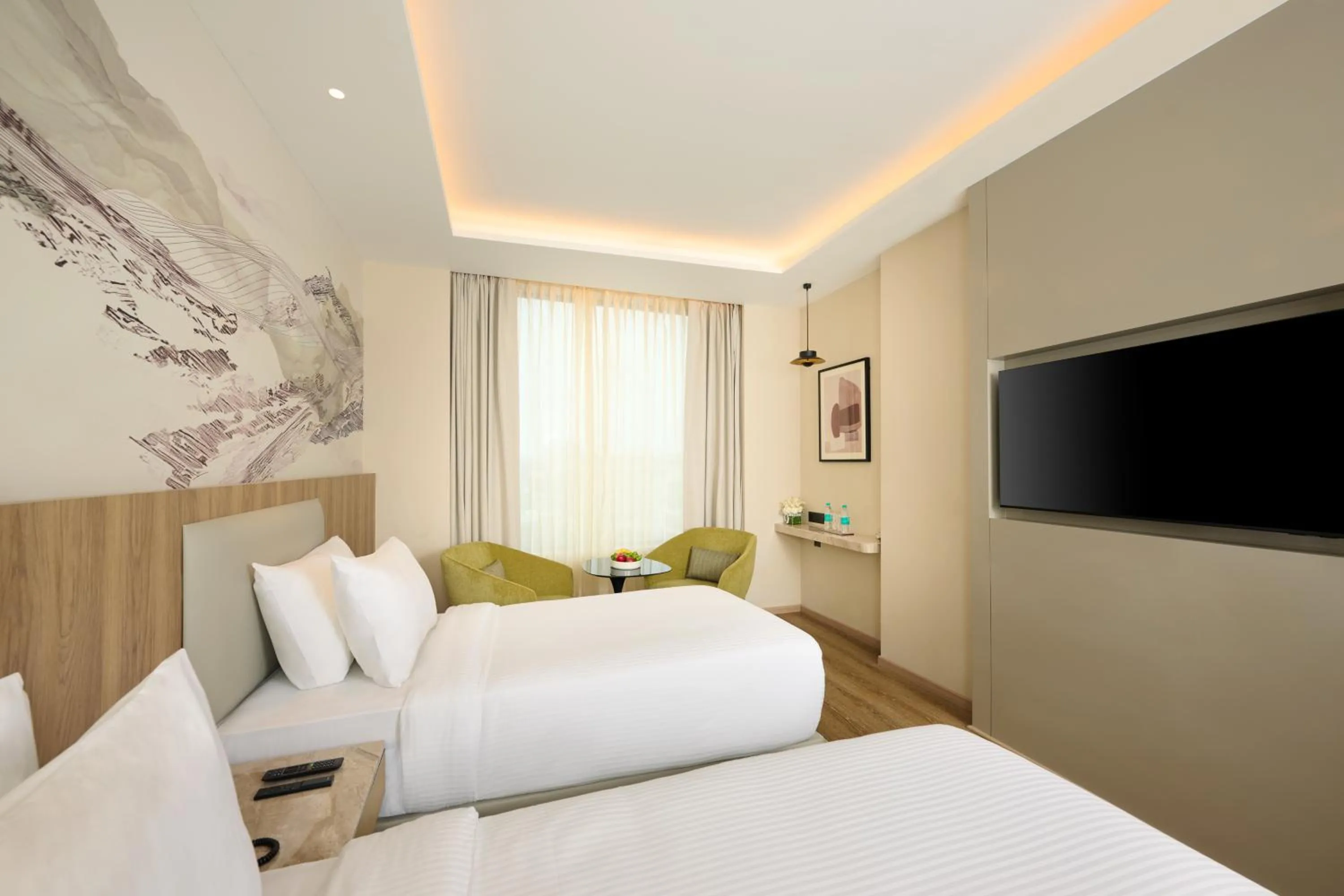Bedroom, Bed in Riviera Sarovar Portico Pathankot