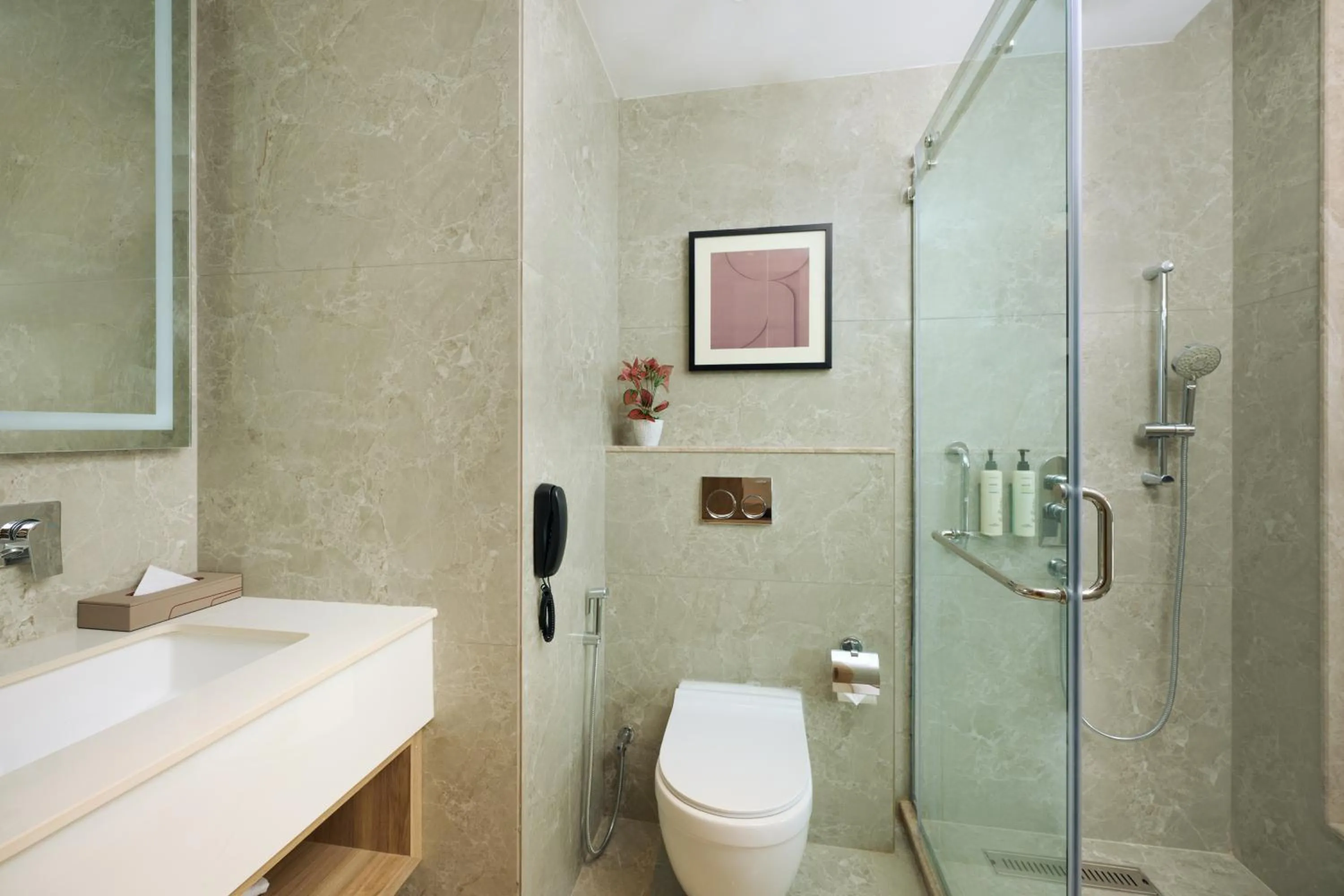 Bathroom in Riviera Sarovar Portico Pathankot
