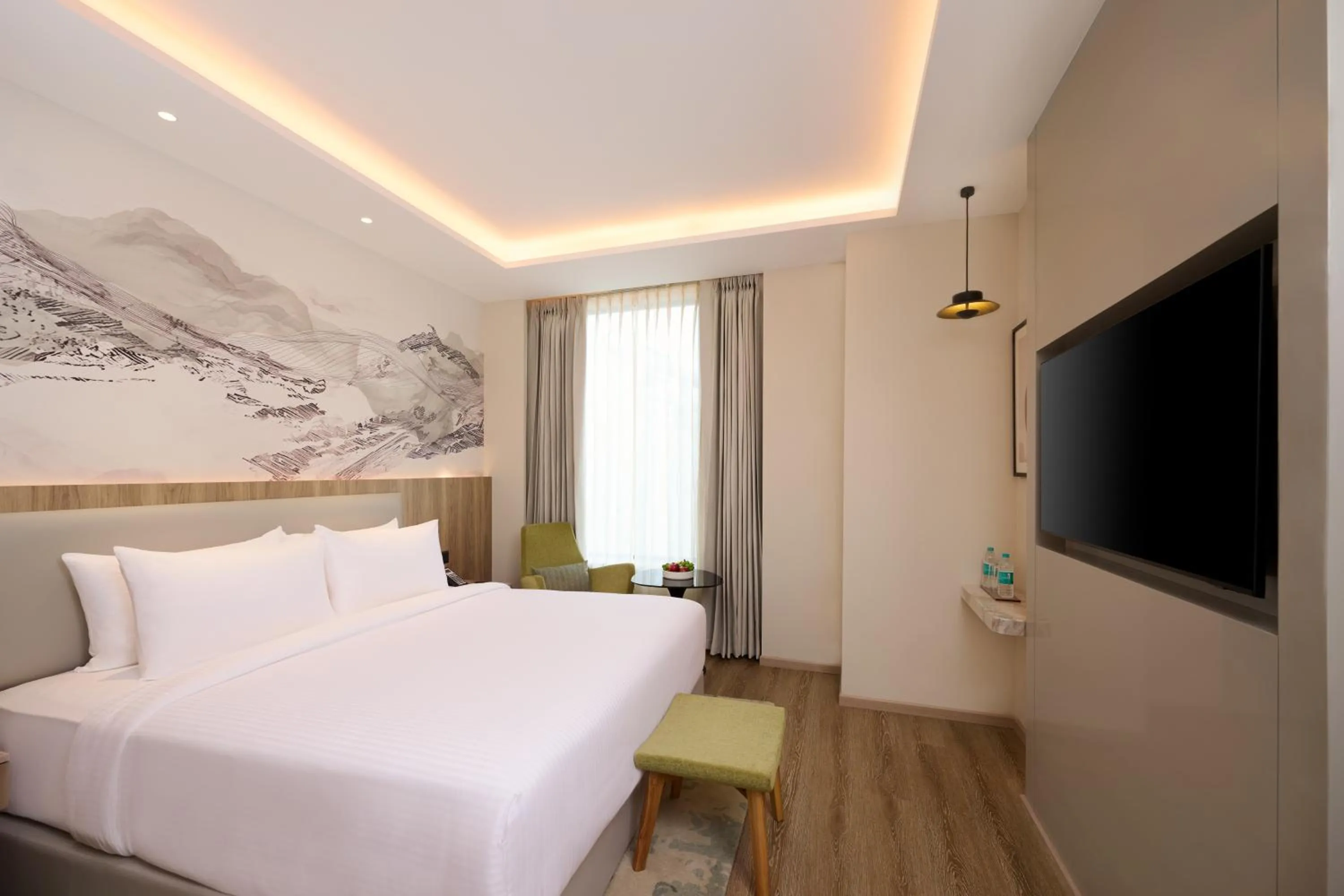 Bedroom, Bed in Riviera Sarovar Portico Pathankot