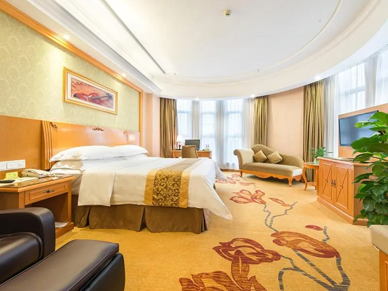 Vienna Hotel Shenzhen View Lake Park