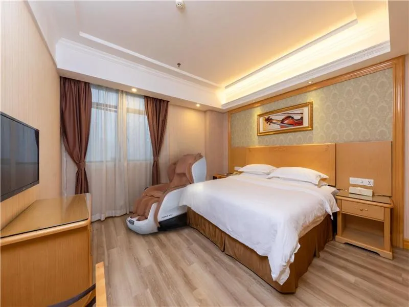 Bed in Vienna Hotel Shenzhen East Railway Station