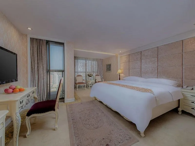 Bed in Vienna Hotel Shenzhen Henggang New City