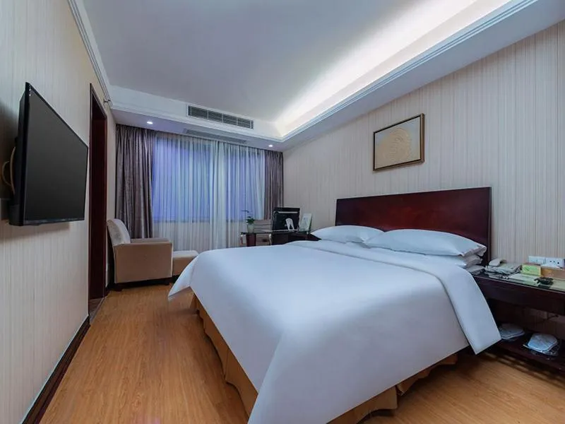 Bed in Vienna Hotel Shenzhen Henggang New City