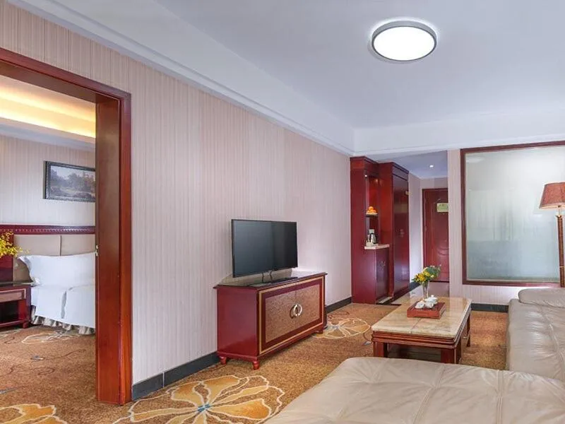 Vienna Hotel Longgang Nanlian