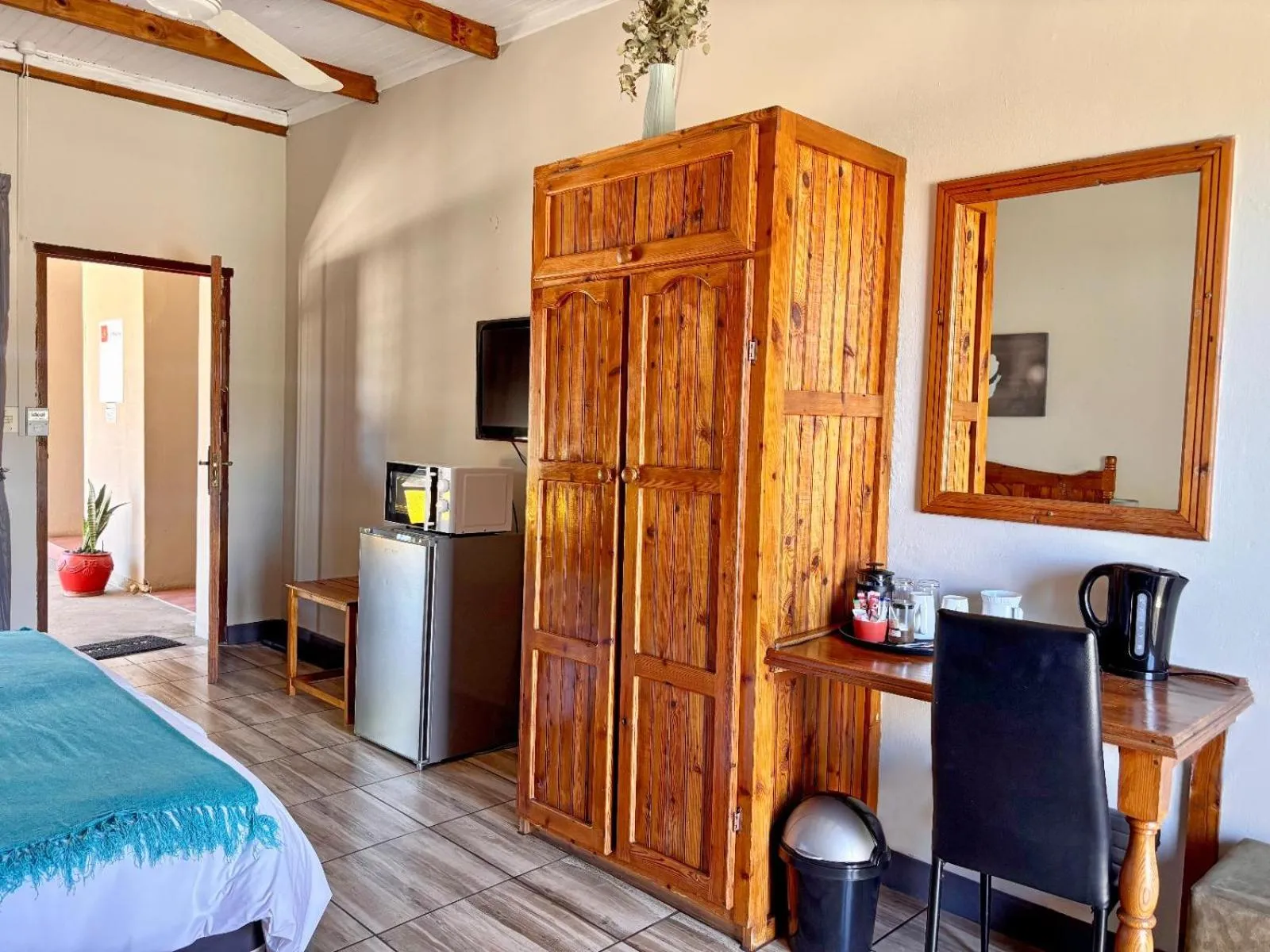 Photo of the whole room, Bed in Hendersons Lodge Ltd