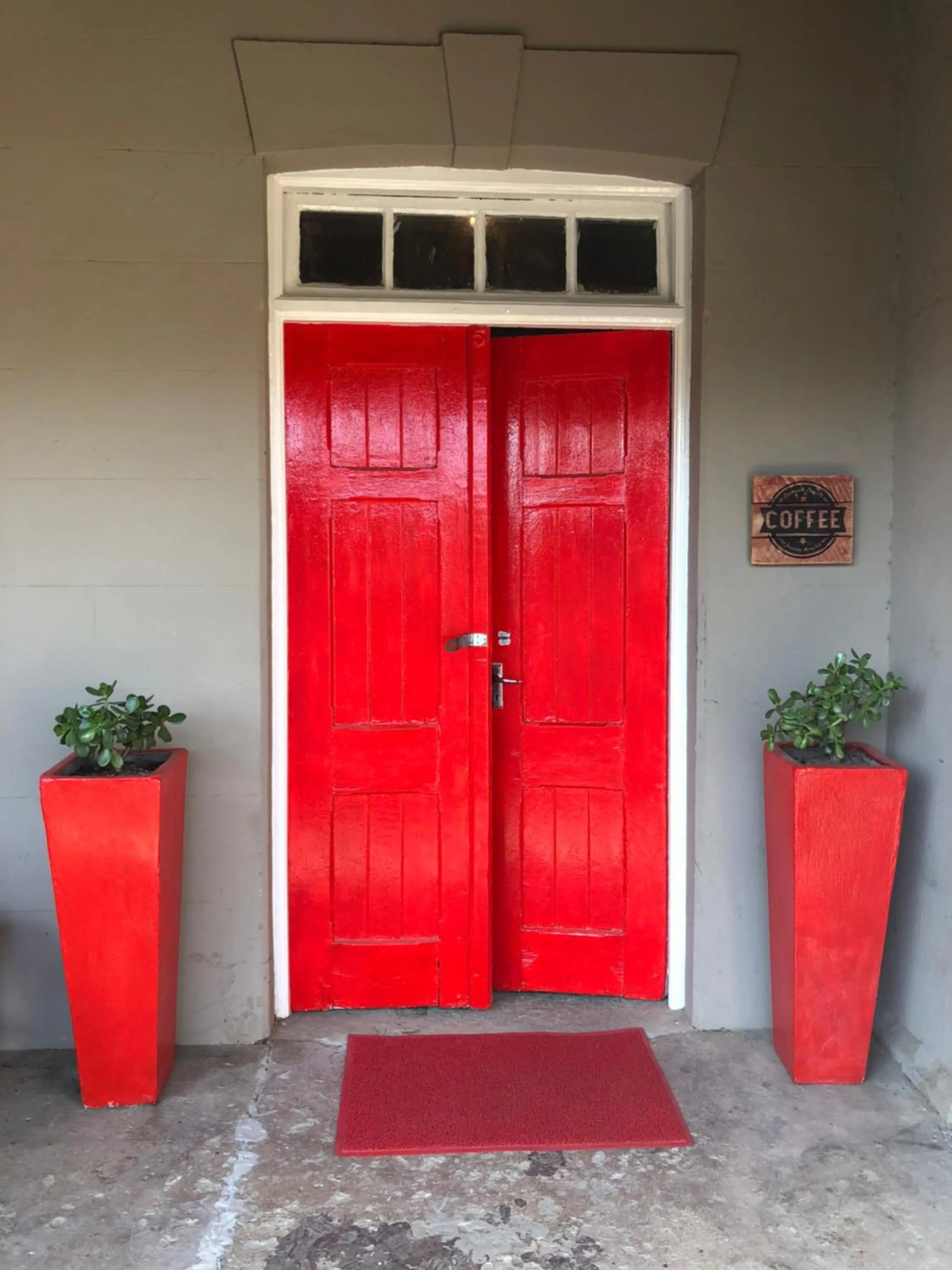 Hendersons Lodge Ltd