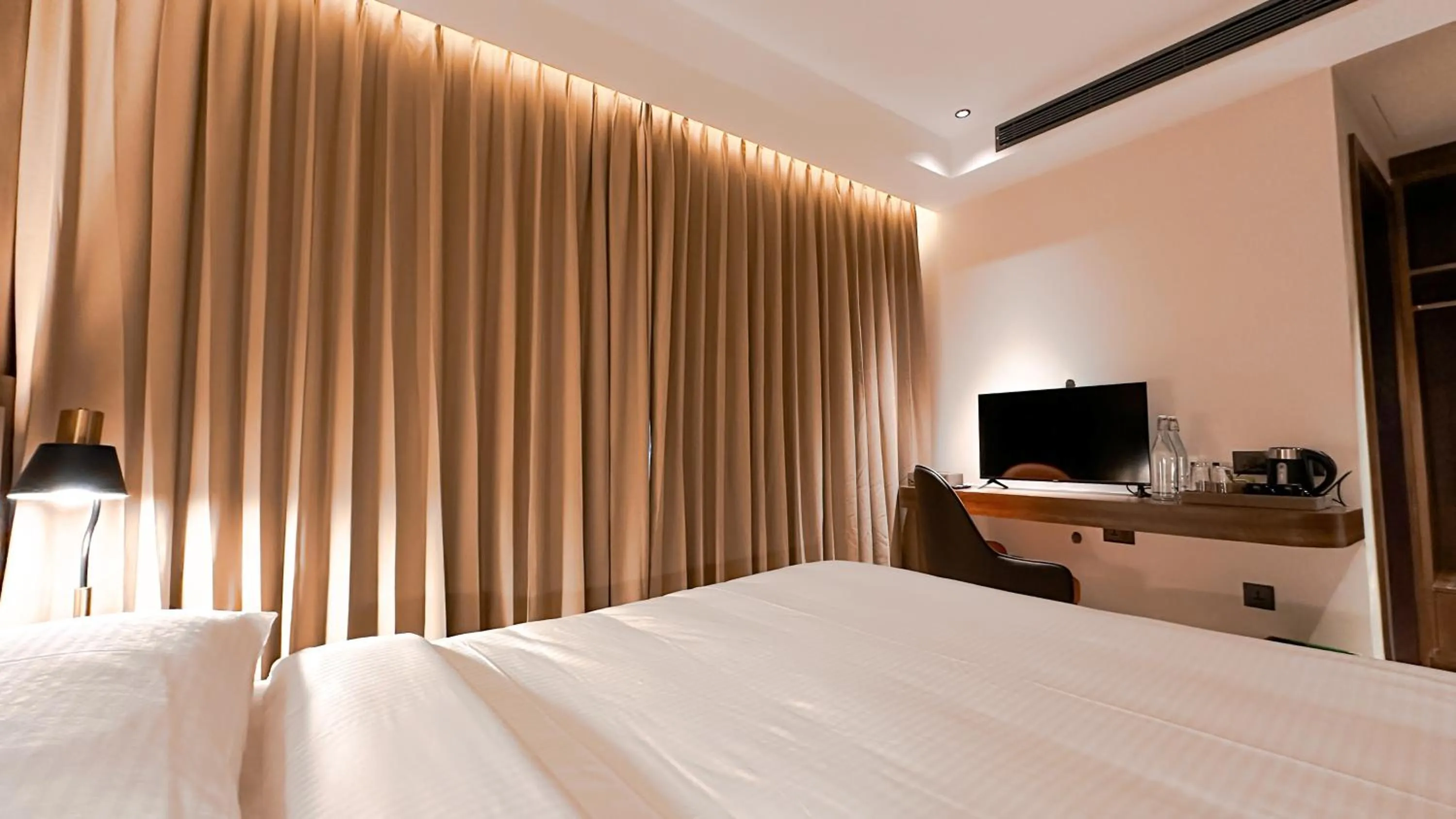 Bed in F Hotels