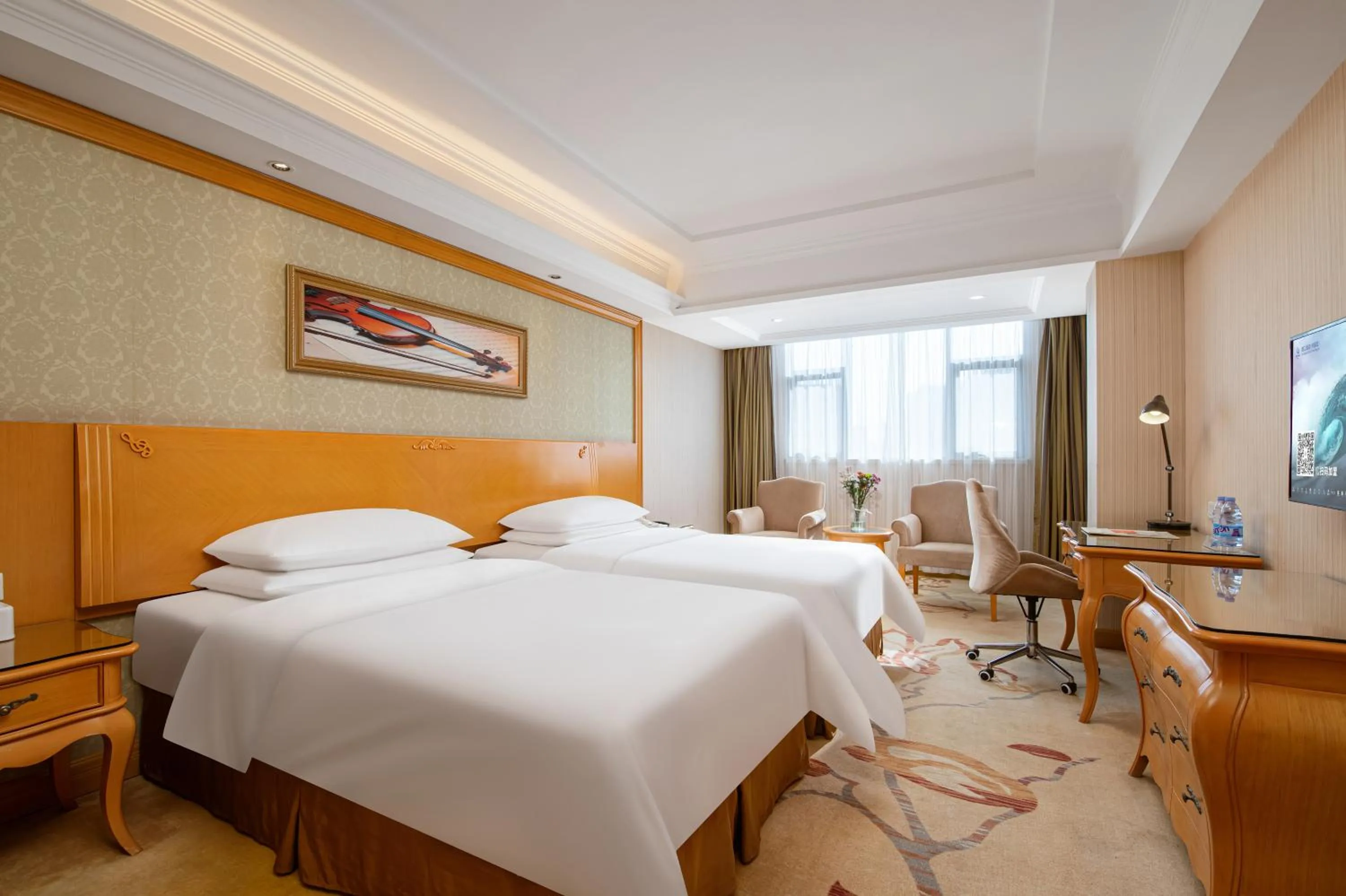 Bedroom in Vienna Hotel Shenzhen Longhua Renmin South Road