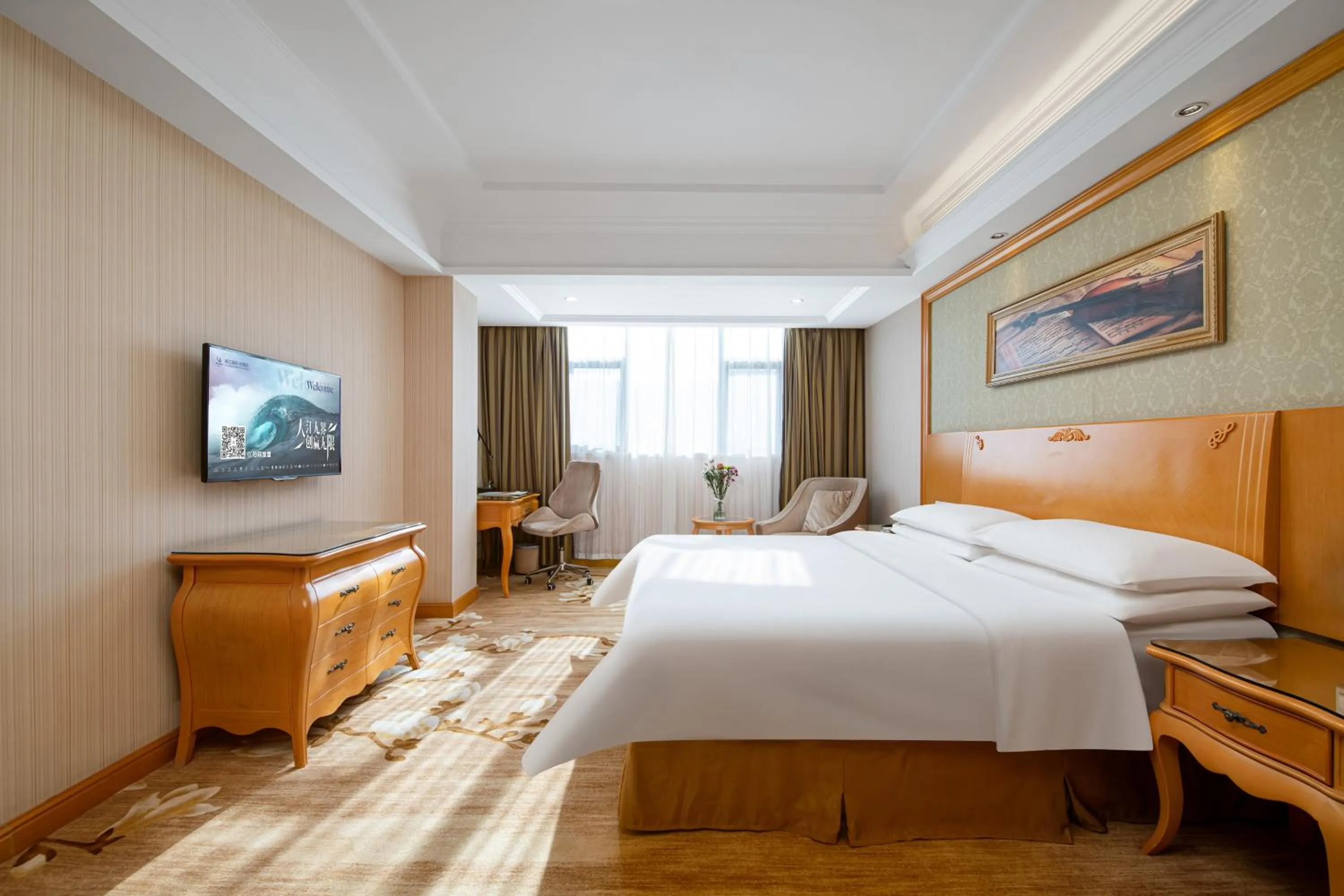 Bedroom in Vienna Hotel Shenzhen Longhua Renmin South Road