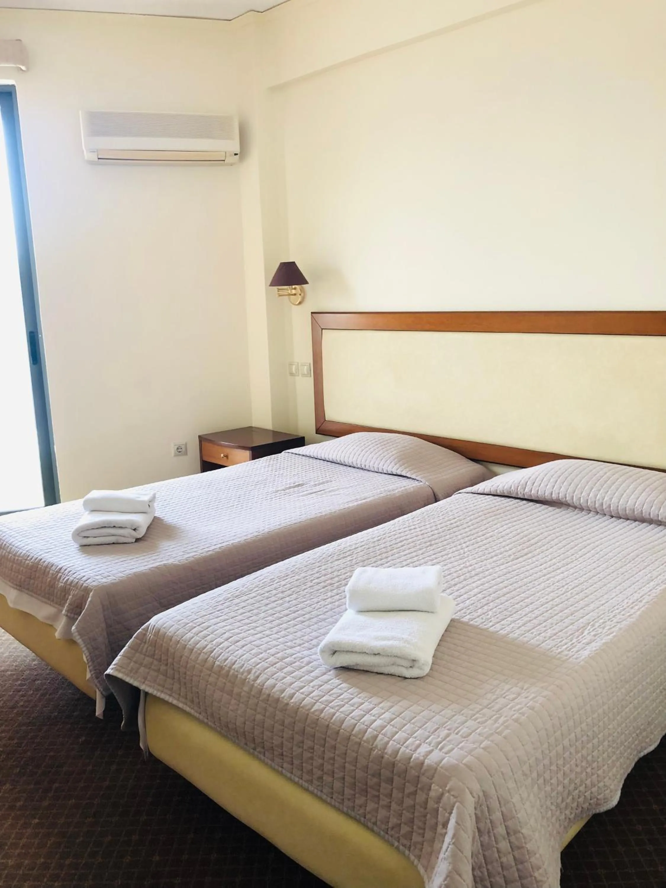 Bed in Four Seasons Hotel