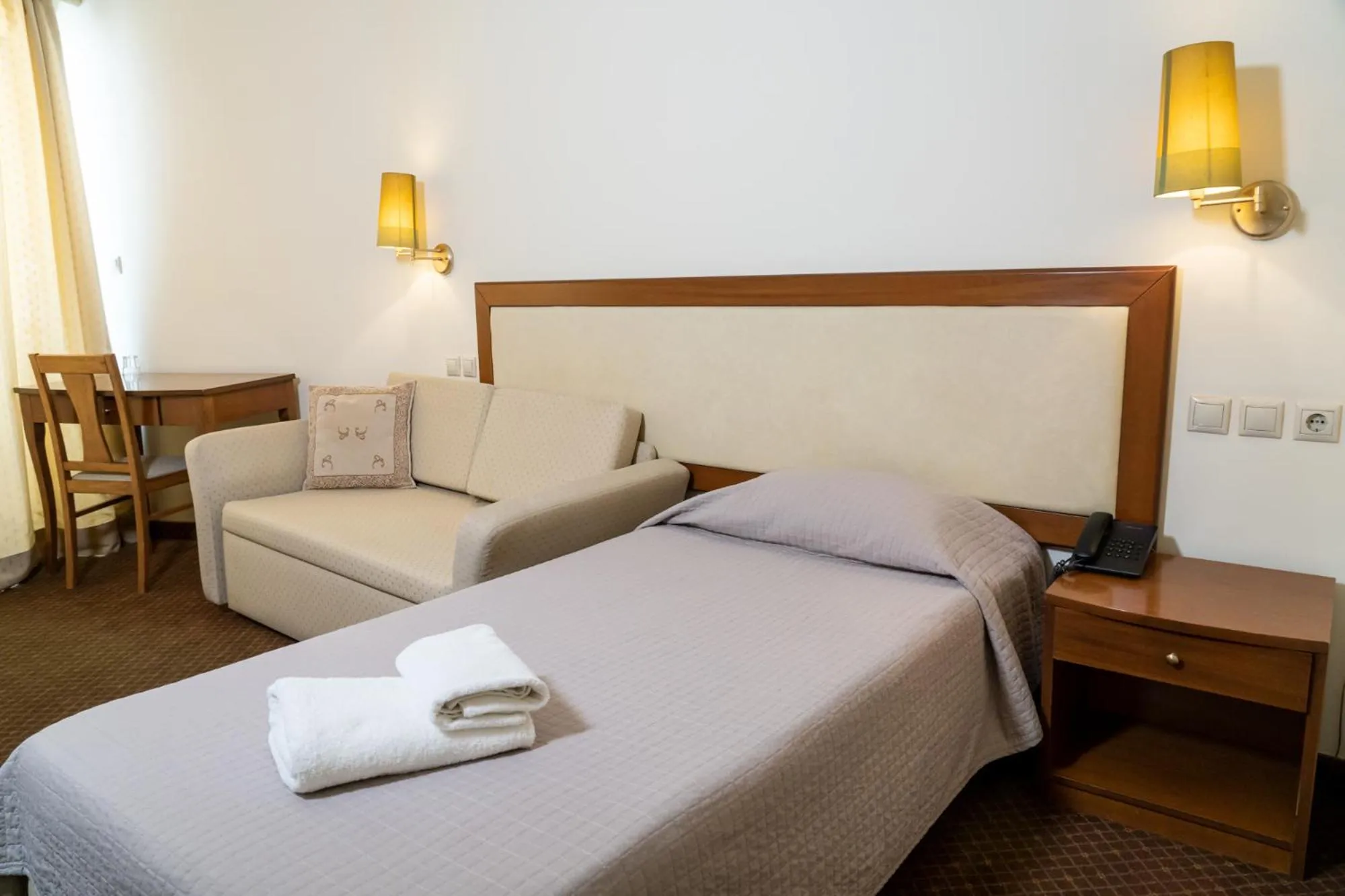 Bed in Four Seasons Hotel