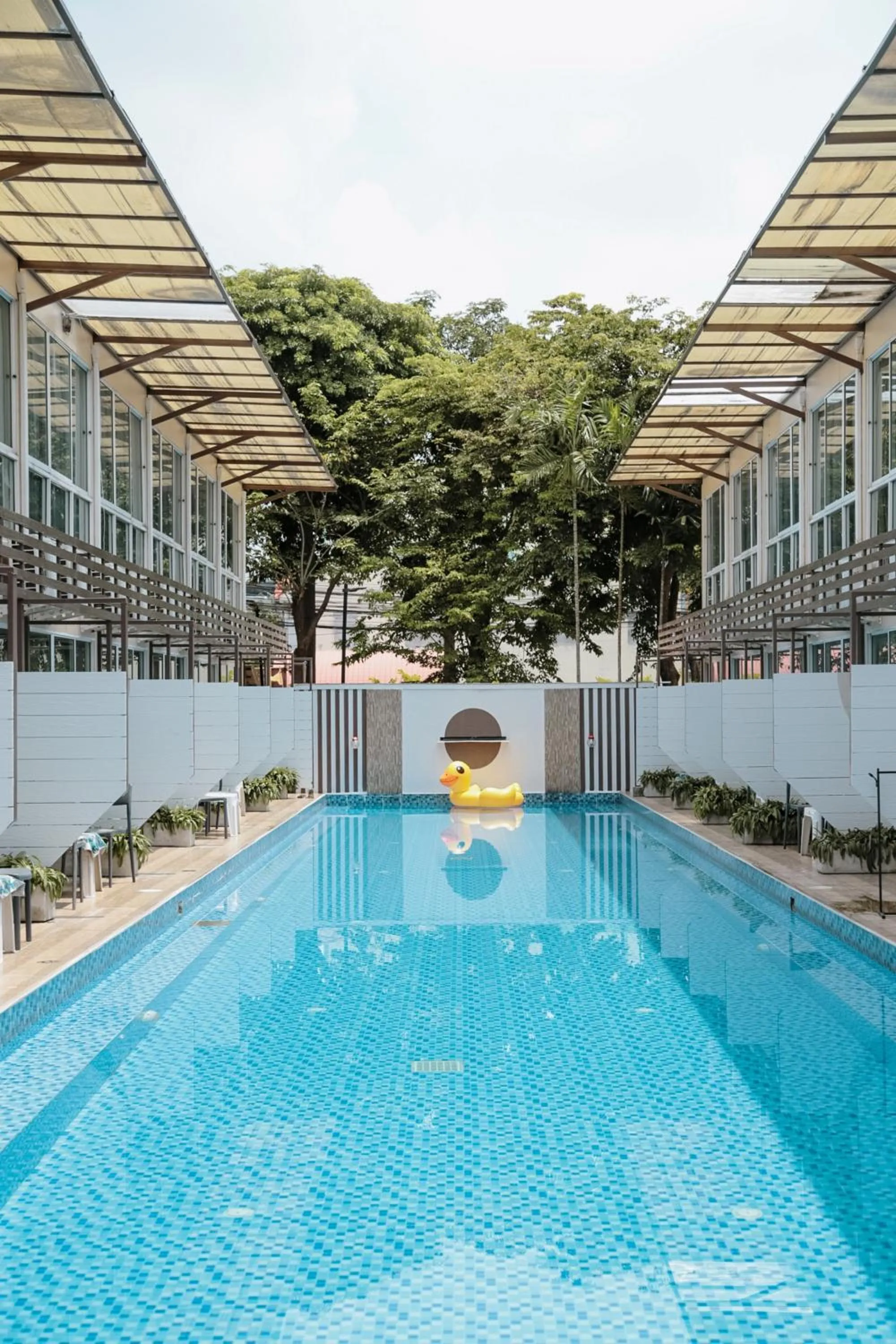 Swimming pool in Full Stop Pool Villa Don Mueang