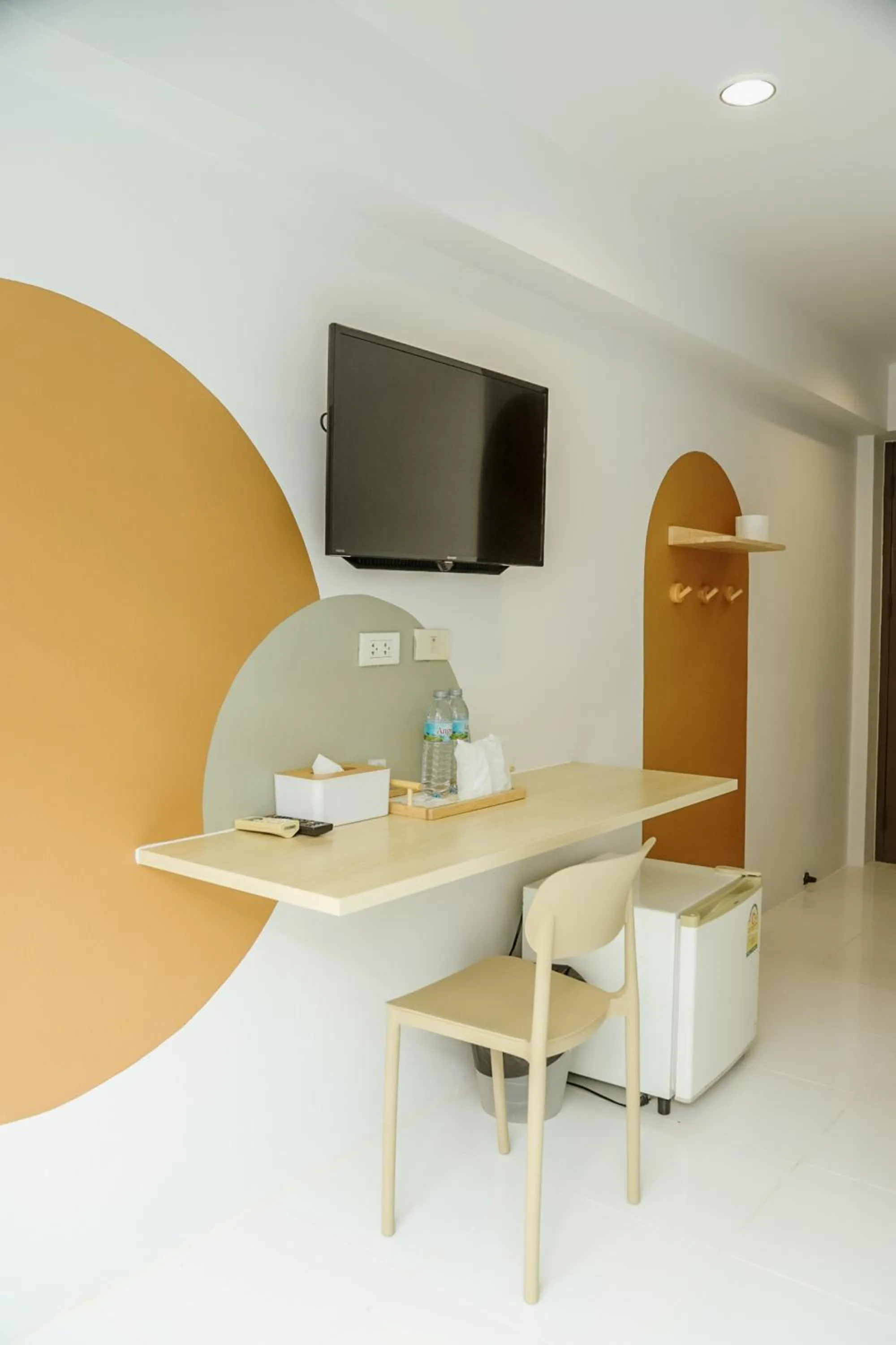 TV and multimedia in Full Stop Pool Villa Don Mueang