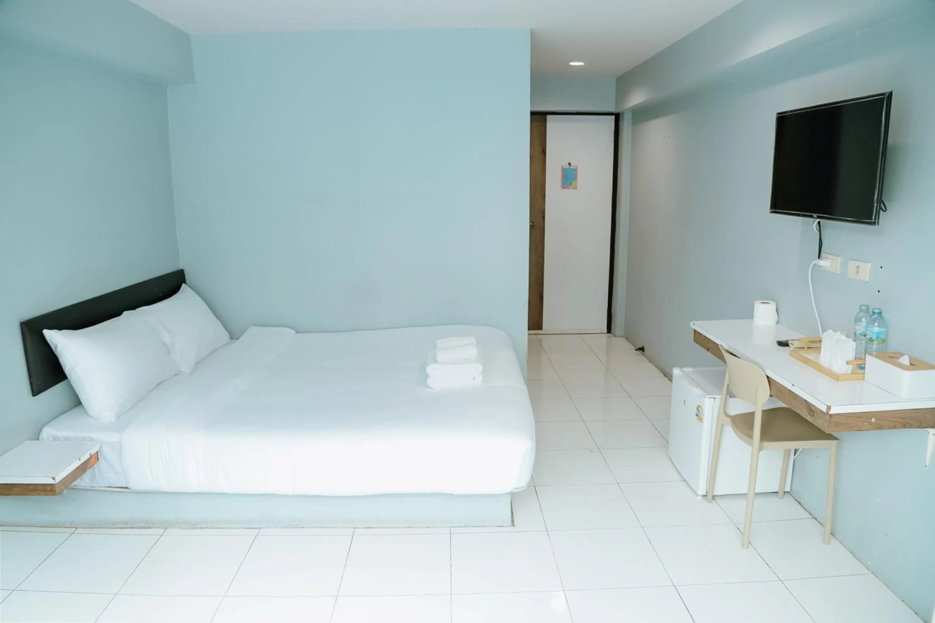 Bed in Full Stop Pool Villa Don Mueang