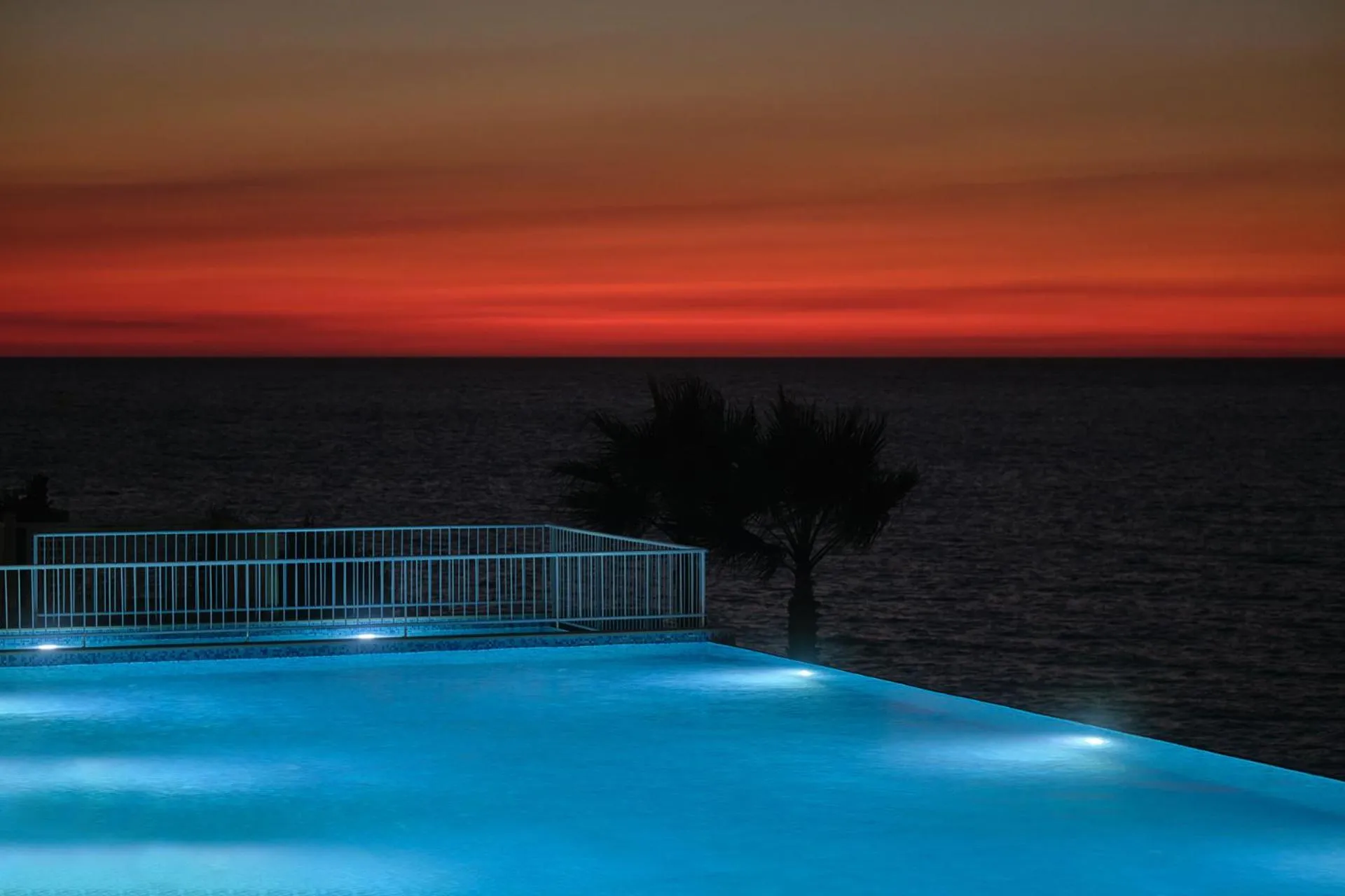 Swimming pool in Little Bird Lesvos
