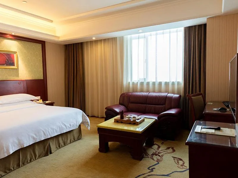Bed in Vienna Hotel Foshan Jihua Road