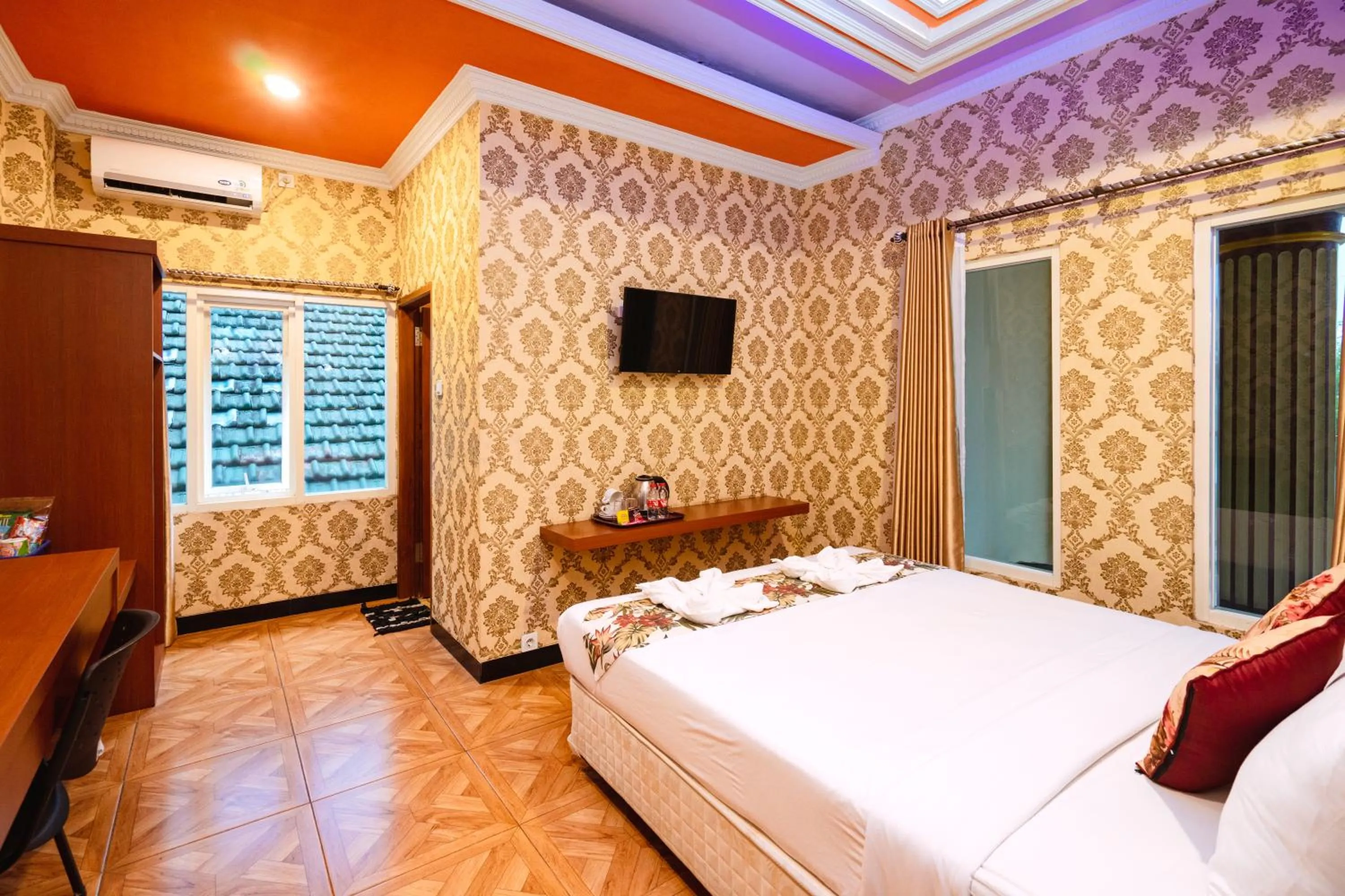 Bed in Grand Dream Cita Mandiri Syariah