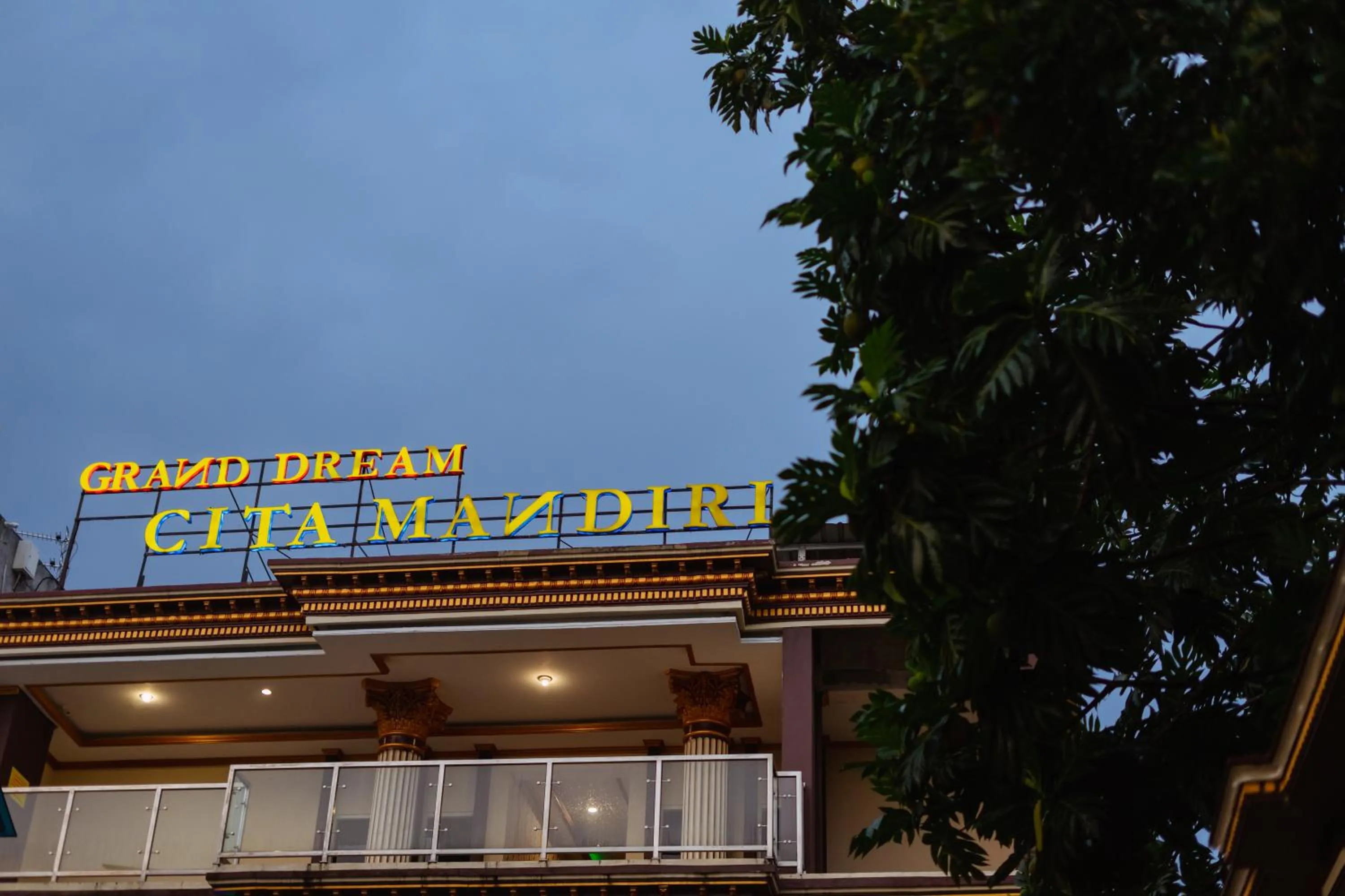 Property building in Grand Dream Cita Mandiri Syariah