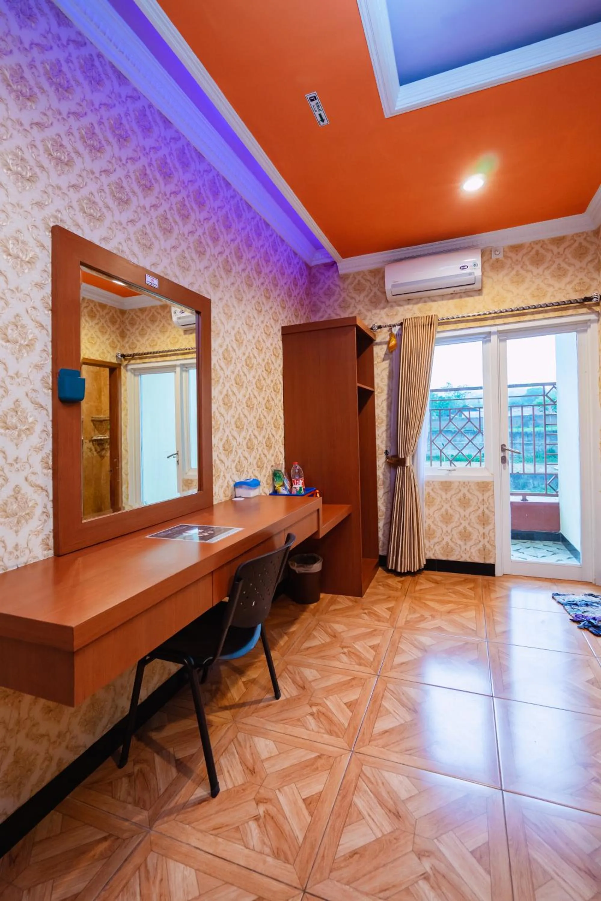 Seating area in Grand Dream Cita Mandiri Syariah