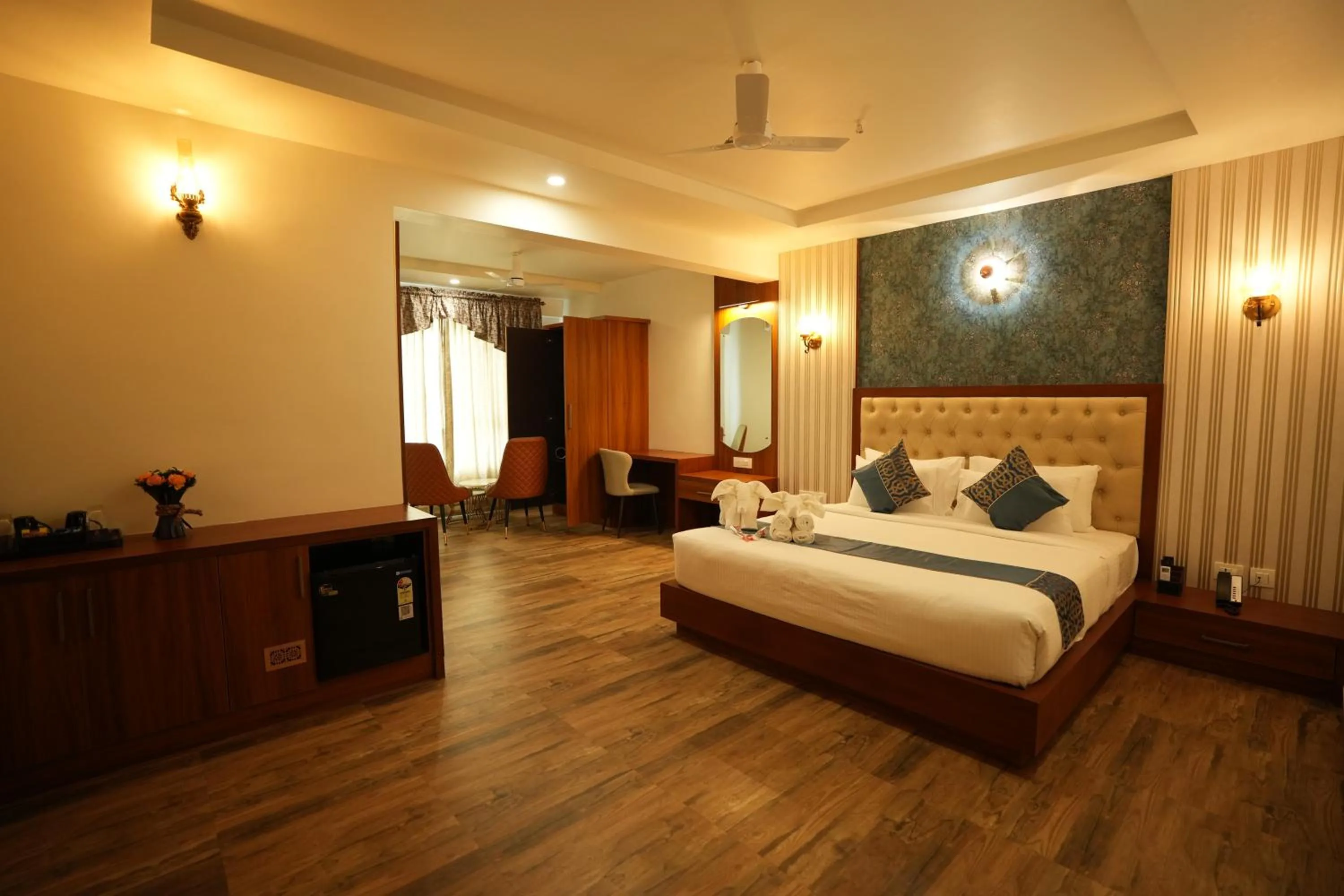 Junior Suite in Captains Crown Hotels & Resorts