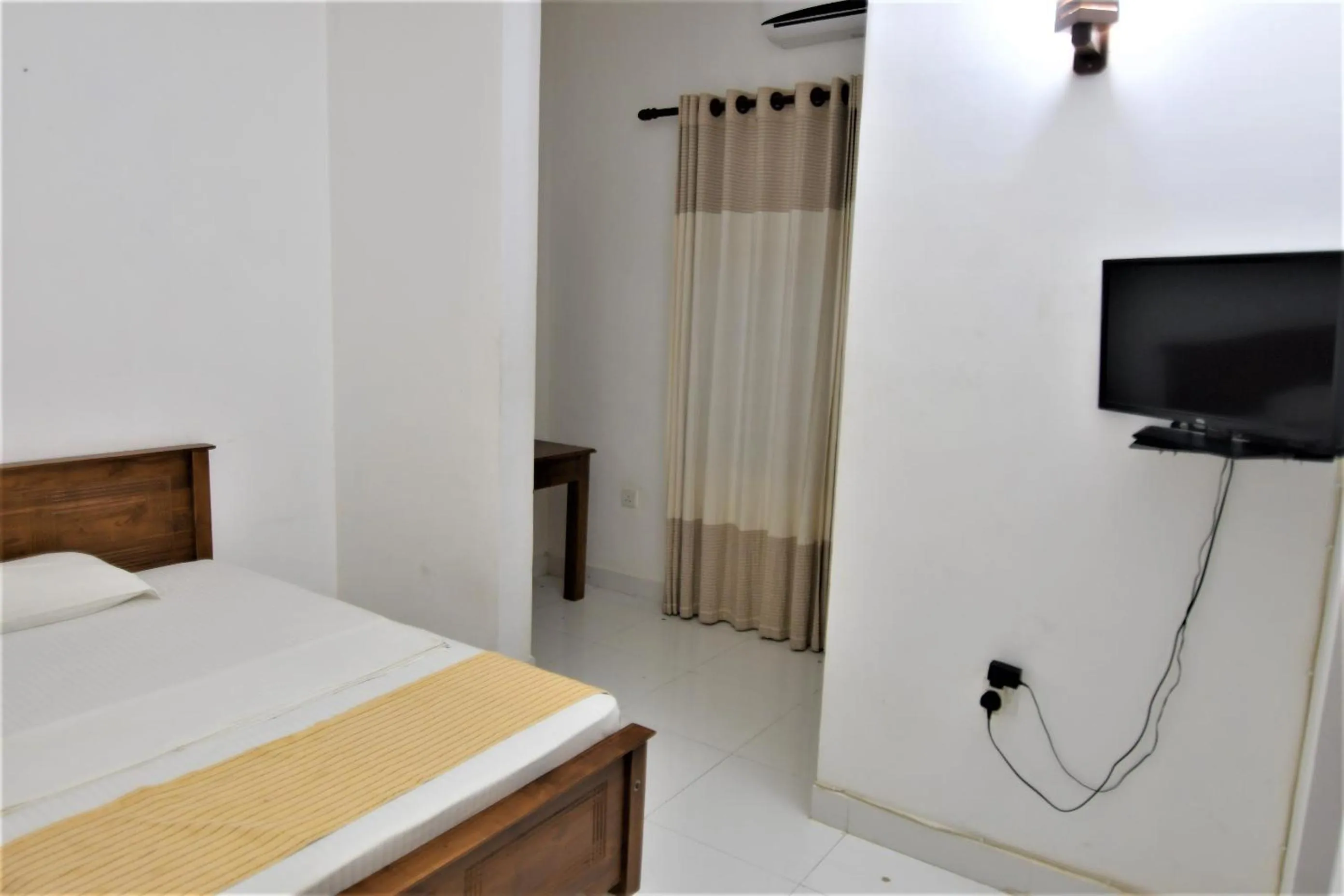 Bed in Jack Tree Lodge