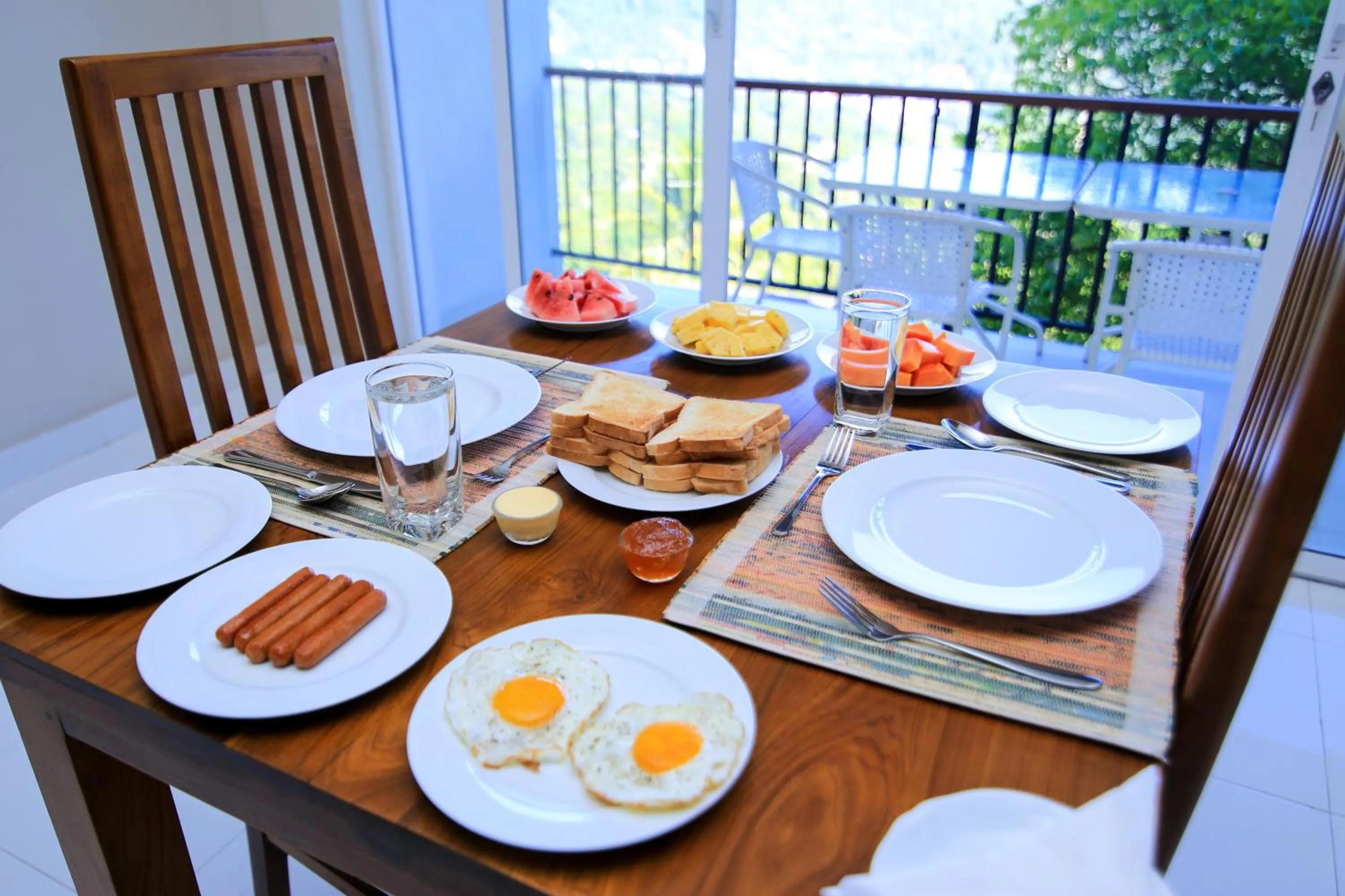 Restaurant/places to eat in Jack Tree Lodge