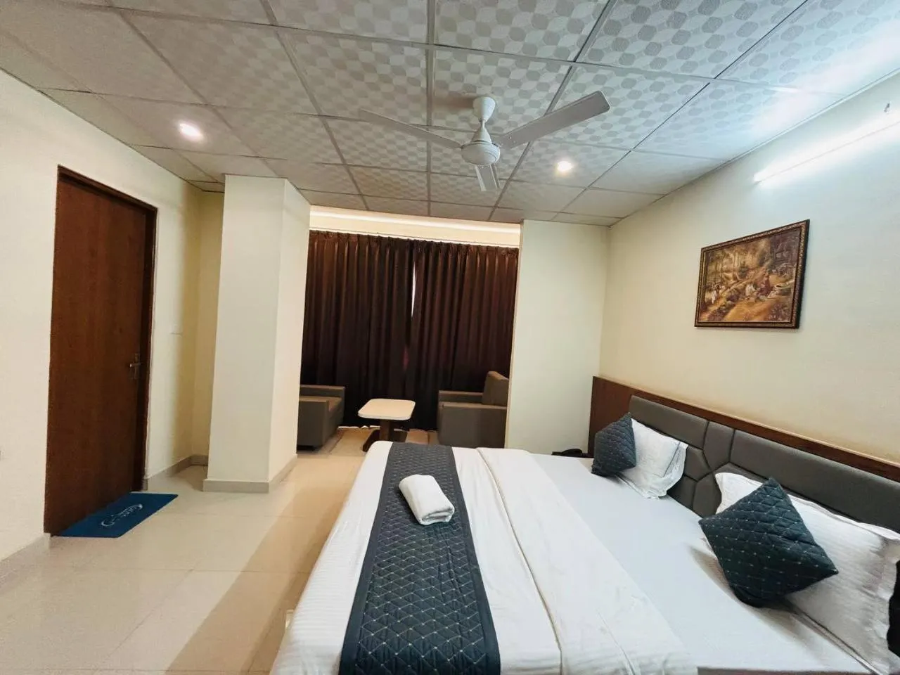 Hotel Elite Inn