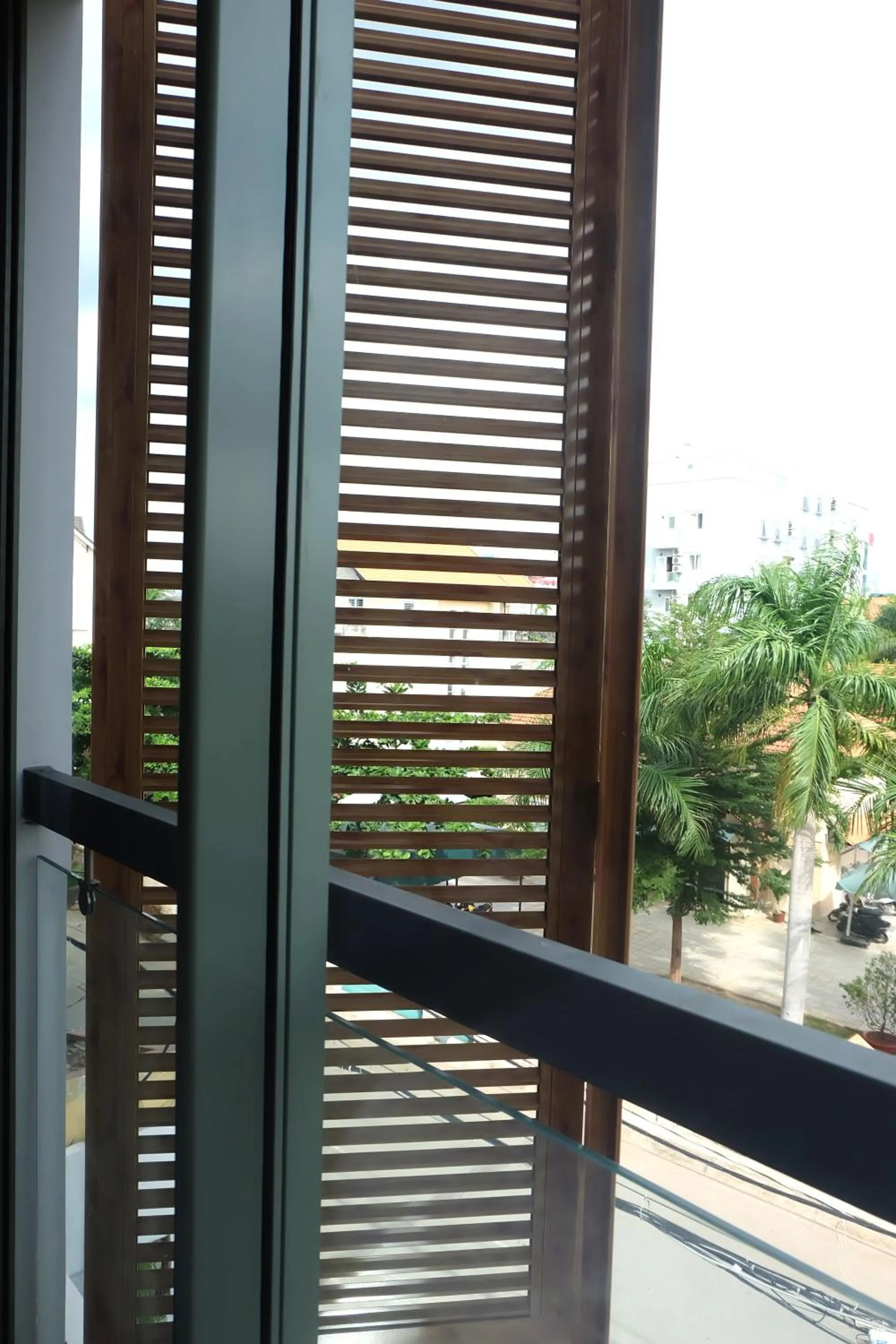 Decorative detail in Glenwood Suites