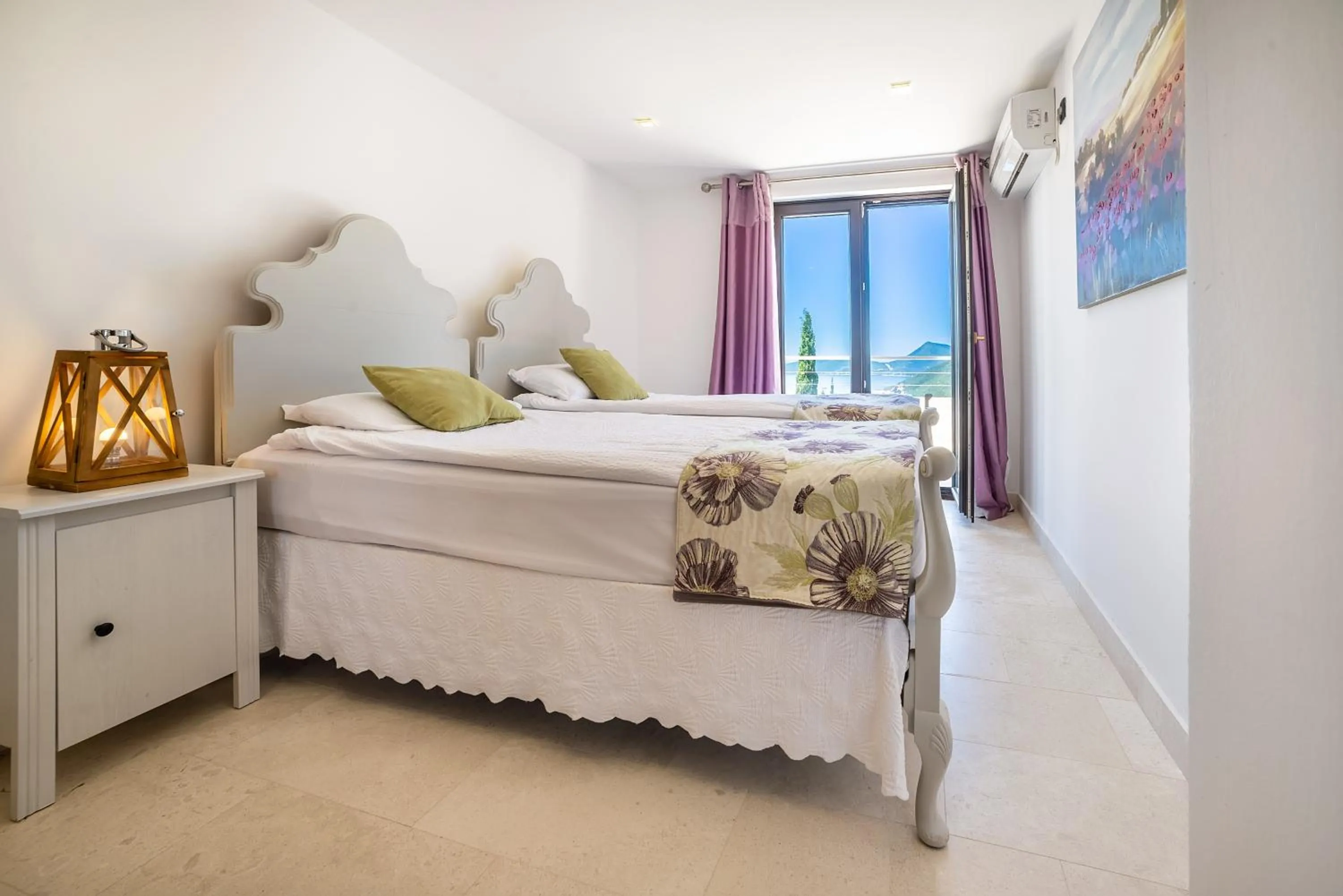 Bed in Villa Luštica, Spacious 4-Bedroom Villa with Private Pool
